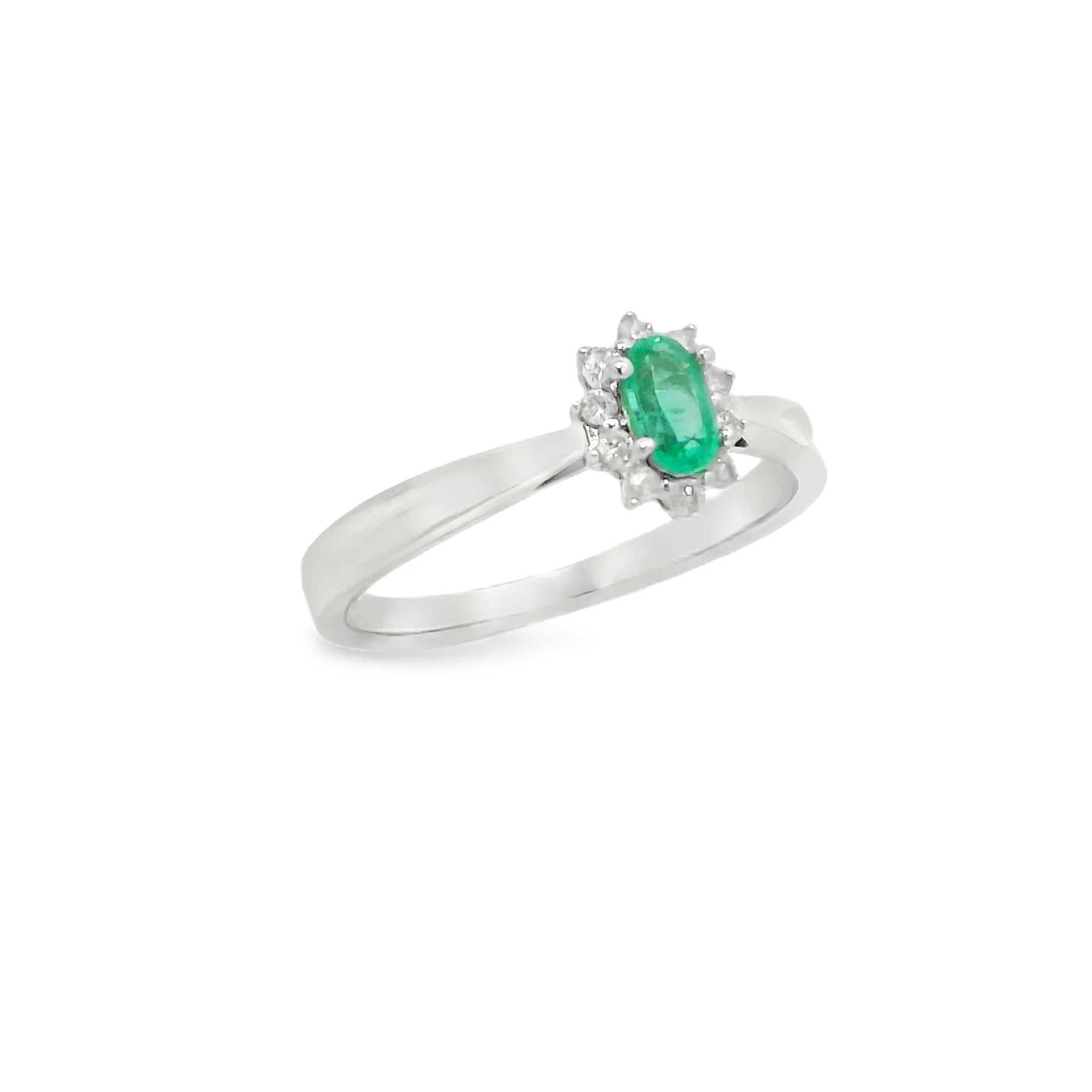 14K White Gold - Oval Cut - Emerald Ring