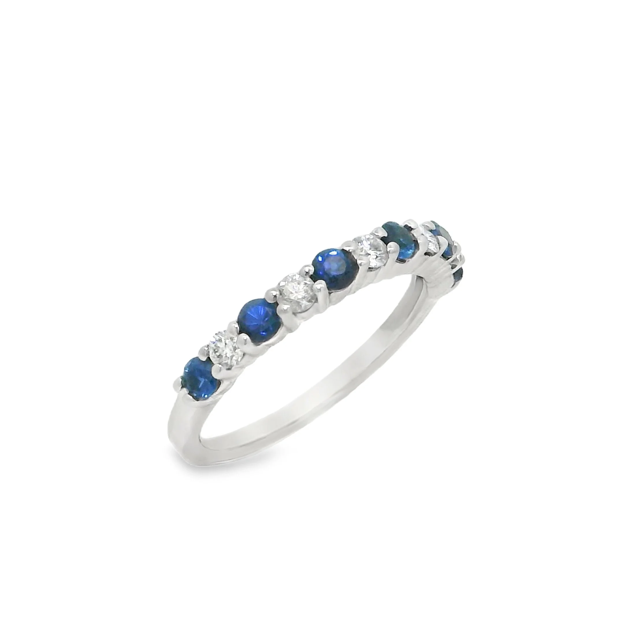 14K White Gold - Round Cut - Blue Sapphire Ring