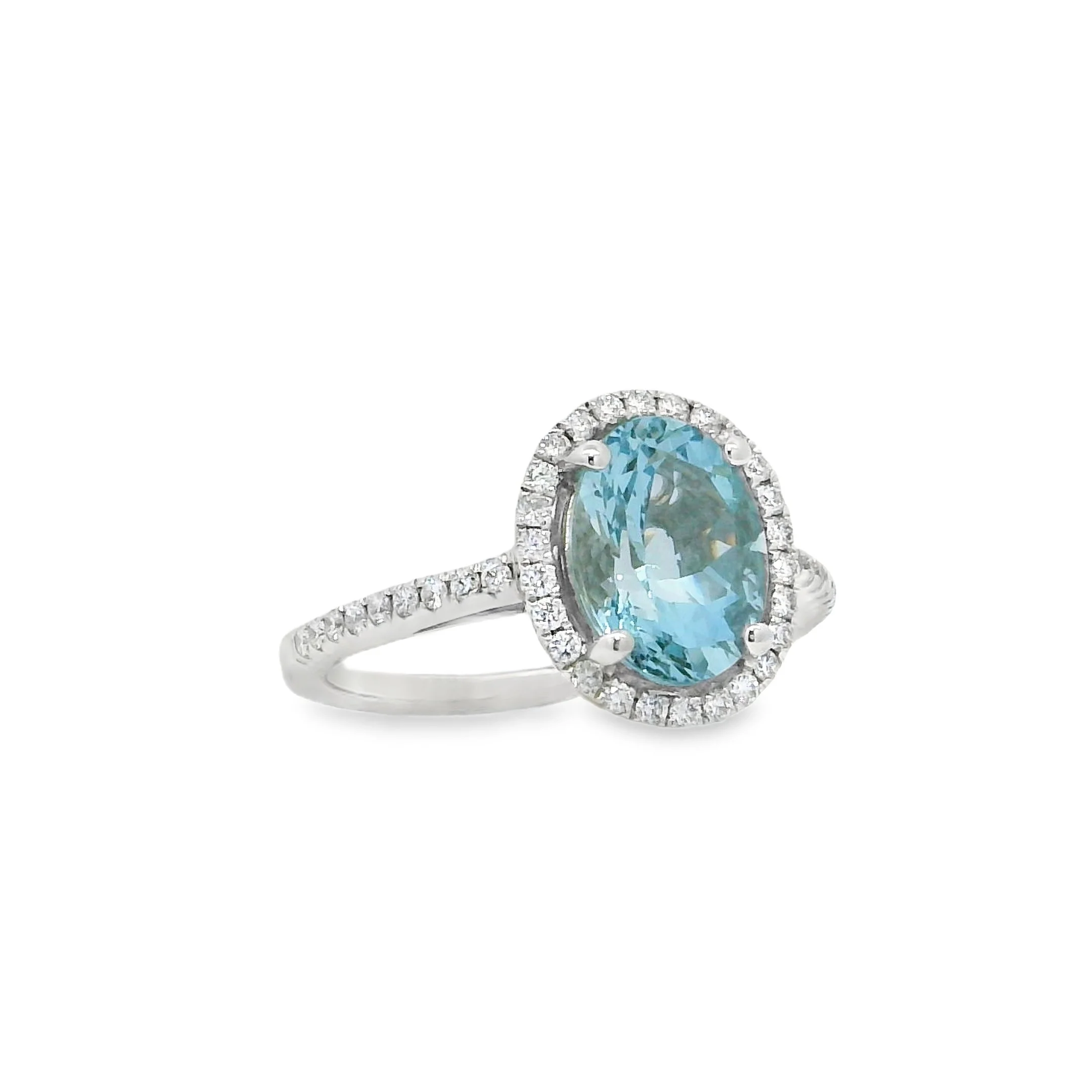 18K White Gold - Oval Cut - Aquamarine Ring