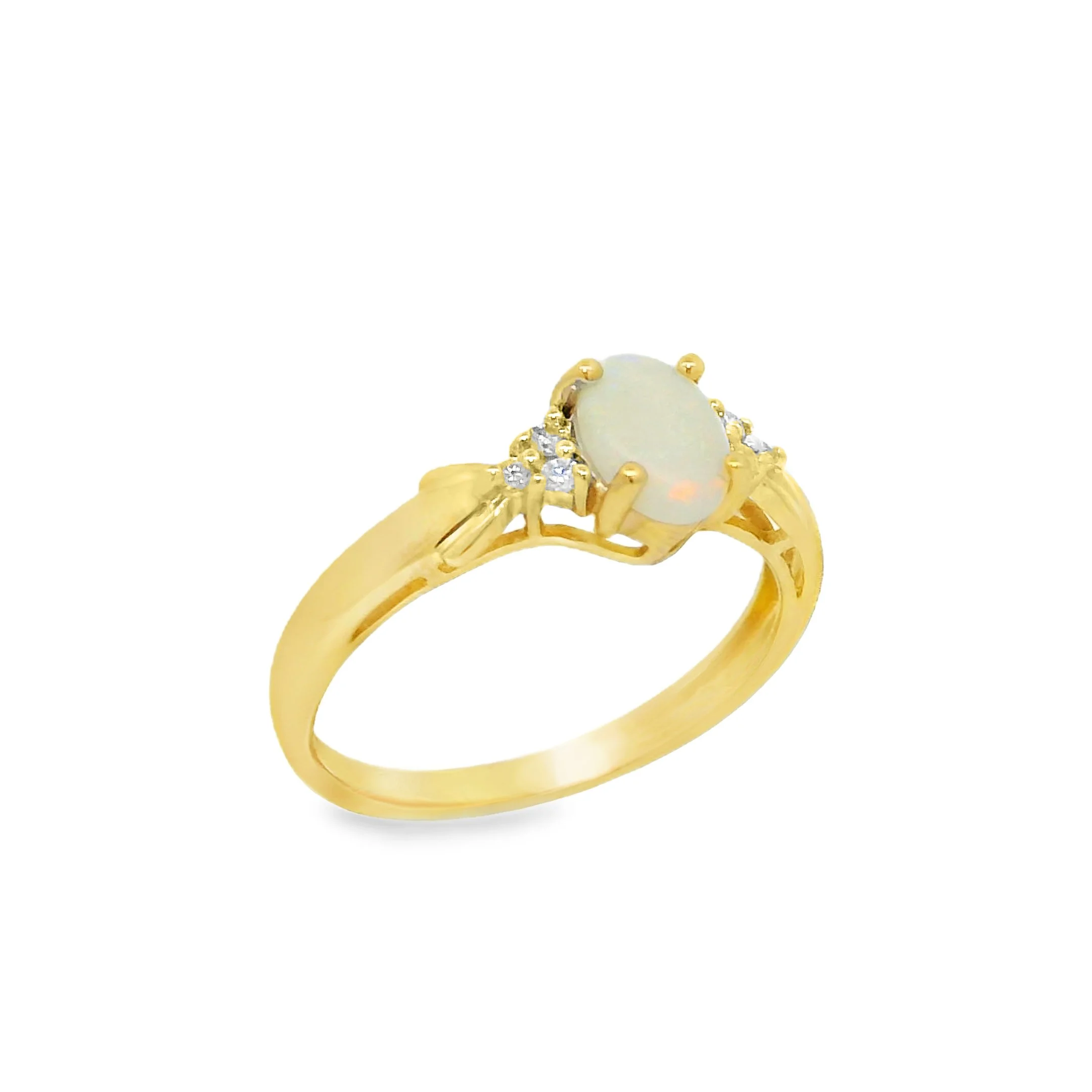 10K Yellow Gold - Oval Cut - Opal Ring