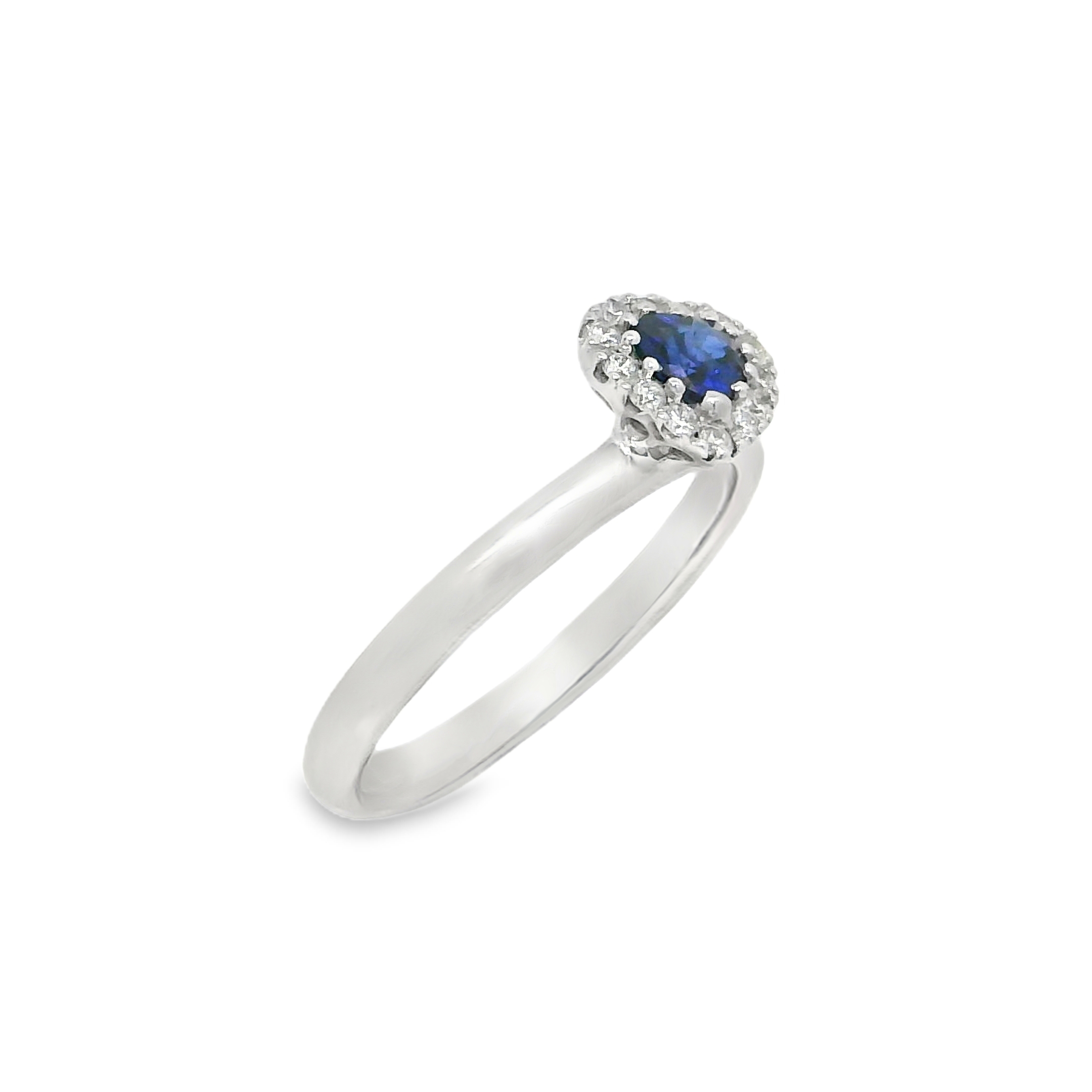 18K White Gold - Round Cut - Blue Sapphire Ring