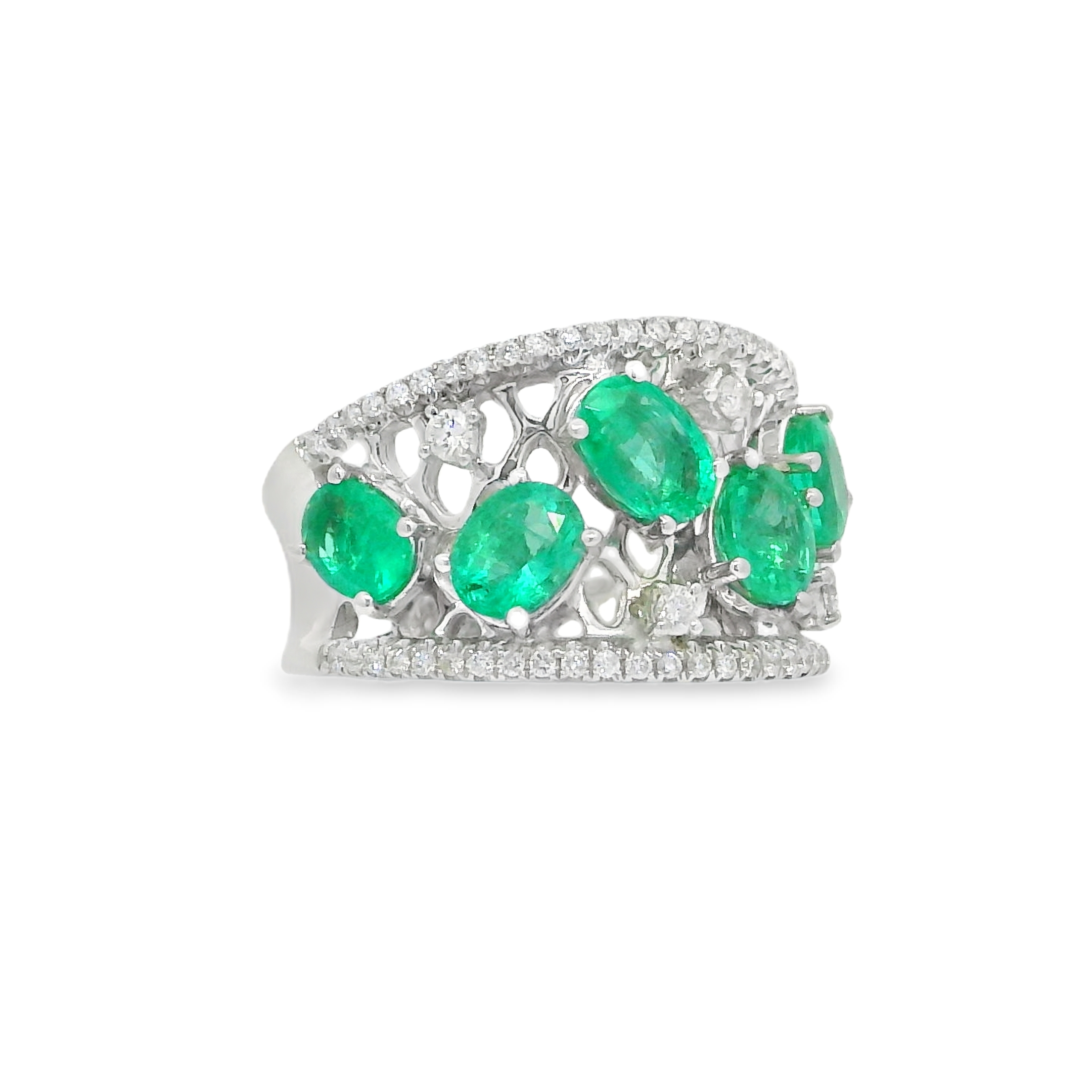 18K White Gold - Oval Cut - Emerald Ring