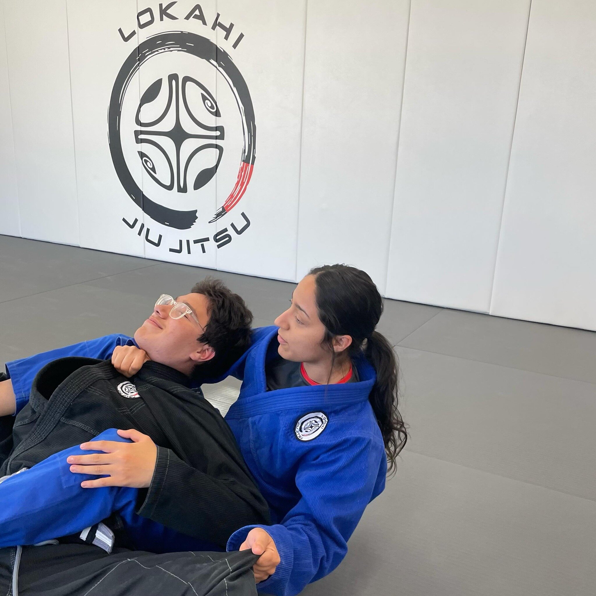 In Jiu Jitsu, seeking the back position is crucial for several reasons. Firstly, it offers superior control over your opponent, making it easier to execute submissions and control transitions. Secondly, it provides a strategic advantage by exposing y