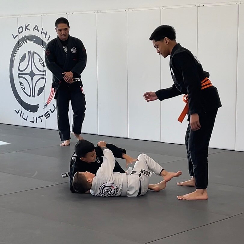 Coach-to-student ratio in Jiu Jitsu training is crucial for quality instruction, safety, and effective skill development. With personalized attention, students stay engaged and motivated, leading to better progress tracking and a positive learning ex