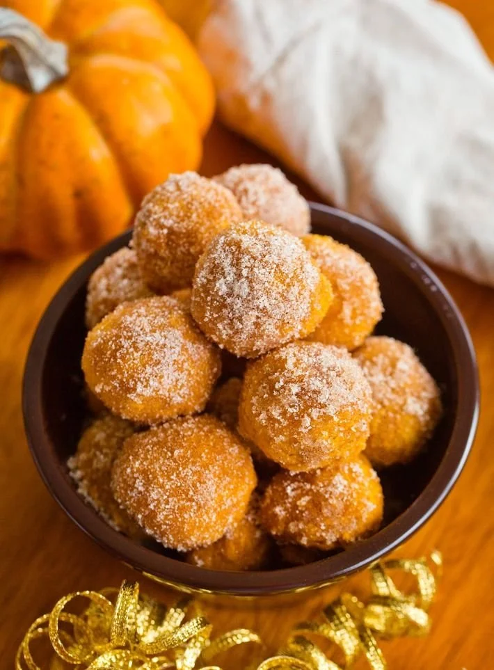 Pumpkin Donut Holes from @chocolatecoveredkatie
