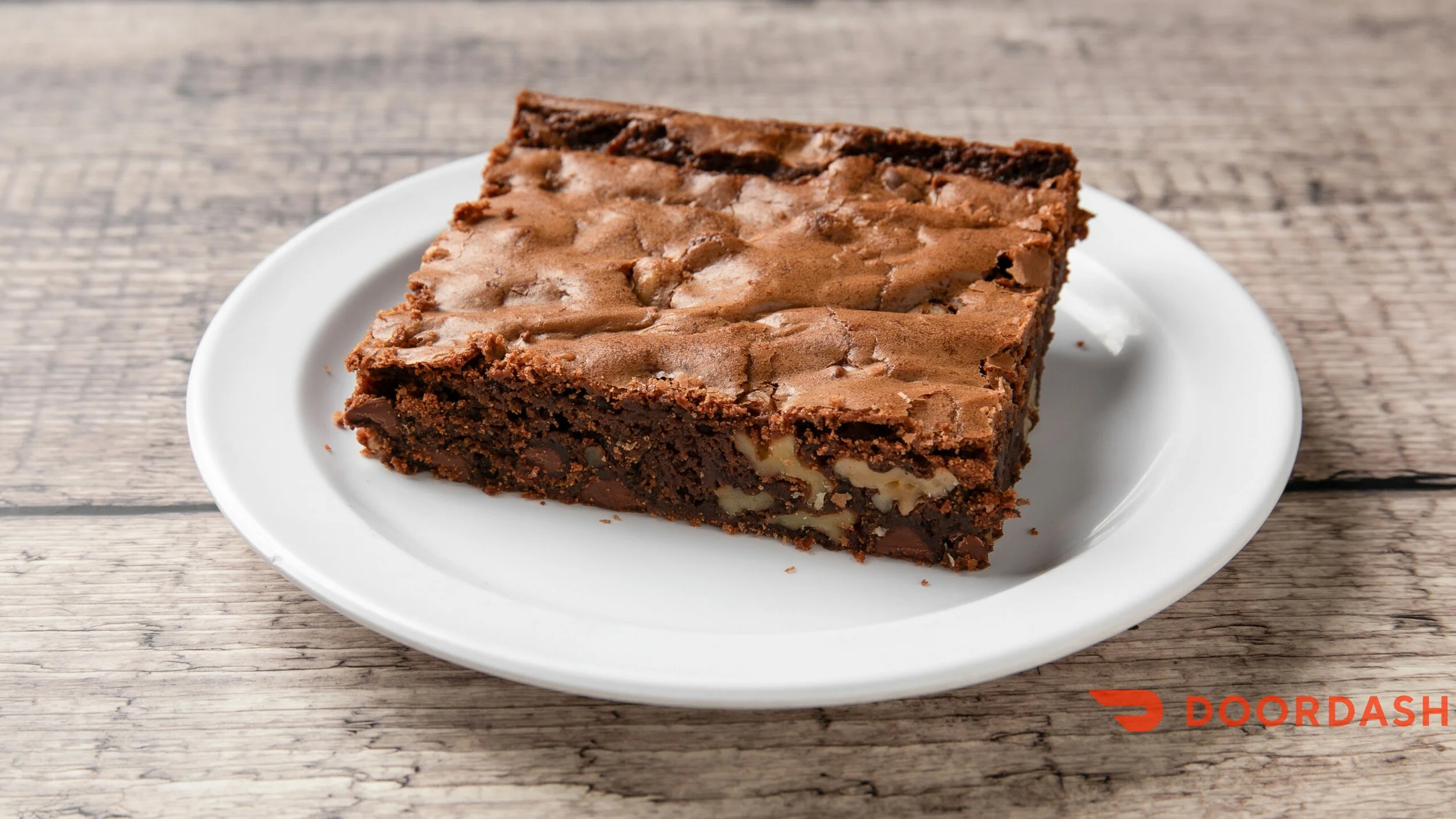 Brownie_with_walnuts.jpg