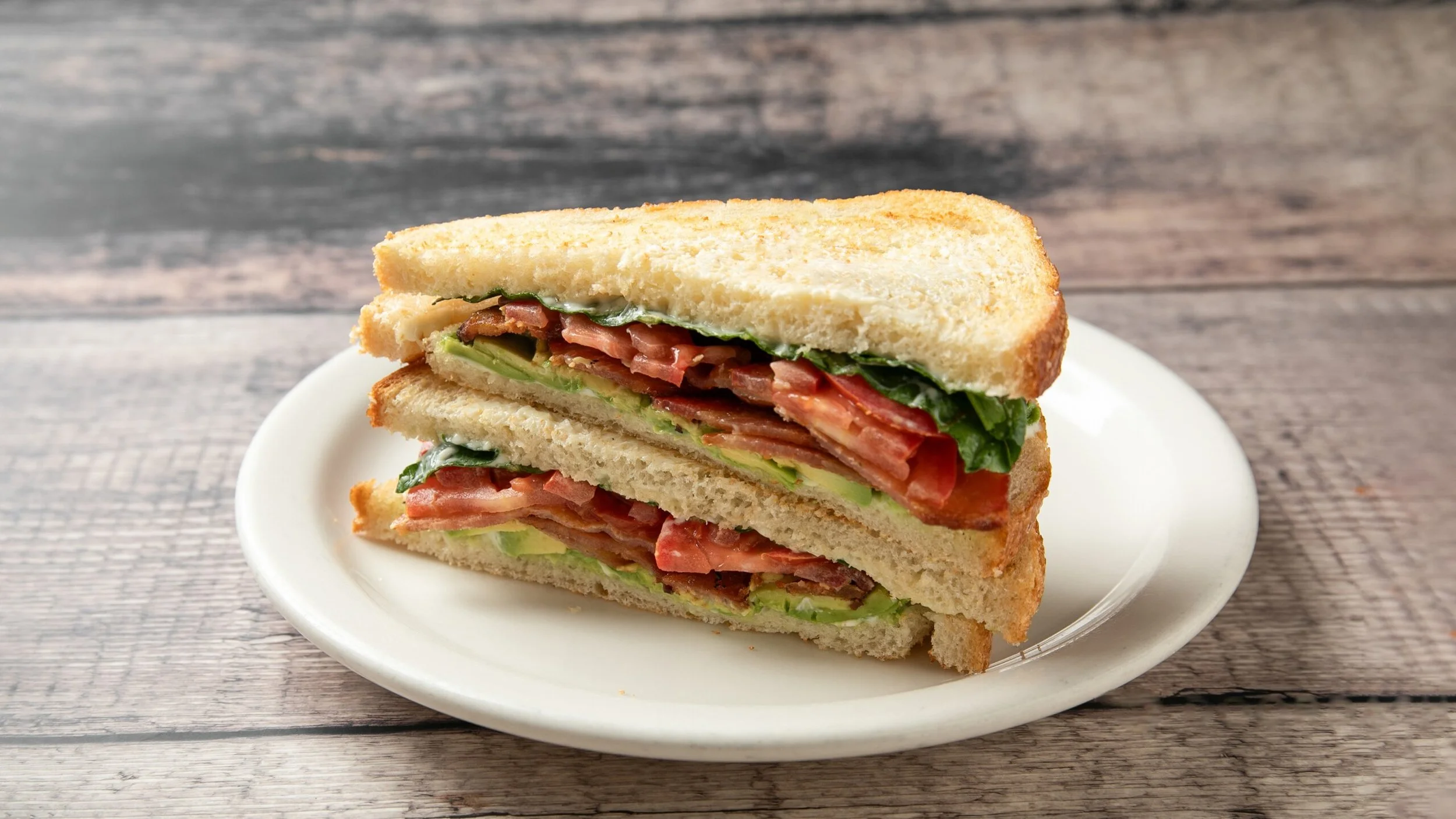 BLT_avocado_sandwich.jpg