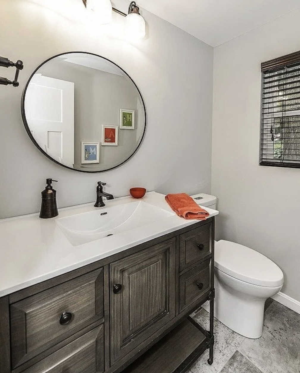 bathroom 01.png