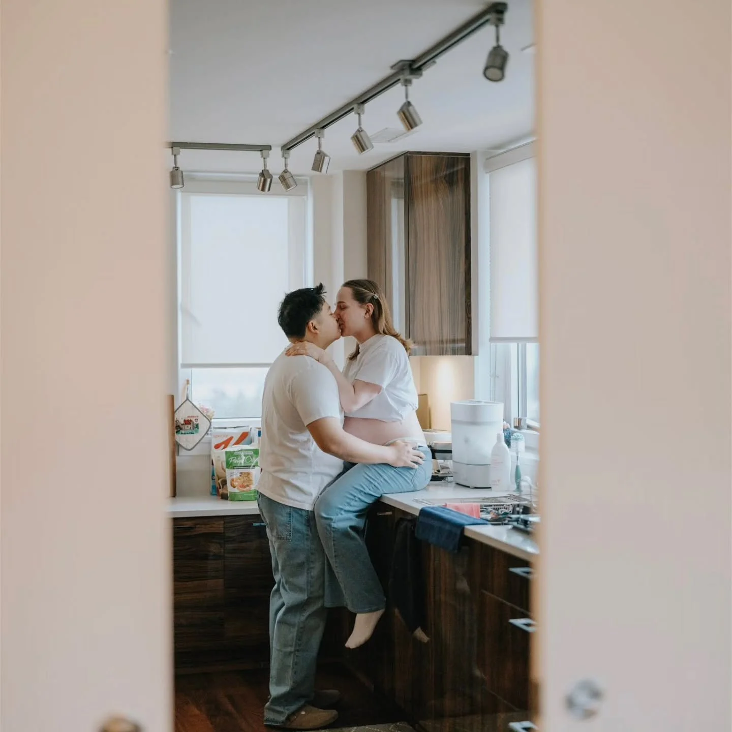 Maternity sessions with S ♡ J 

Creative and intimate photoshoot for new parents 

DM to book