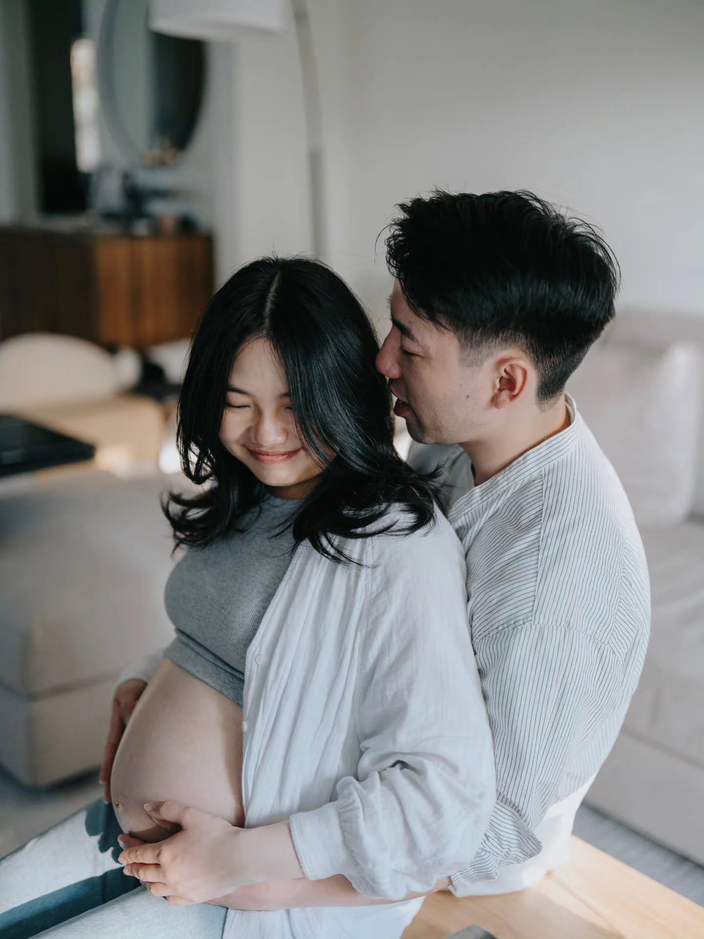 There is something sacred about this season.

The waiting. The anticipation. The quiet moments at home before everything changes.

These are the memories I hope to preserve &mdash; not perfect poses, but the love and anticipation that already exist.
