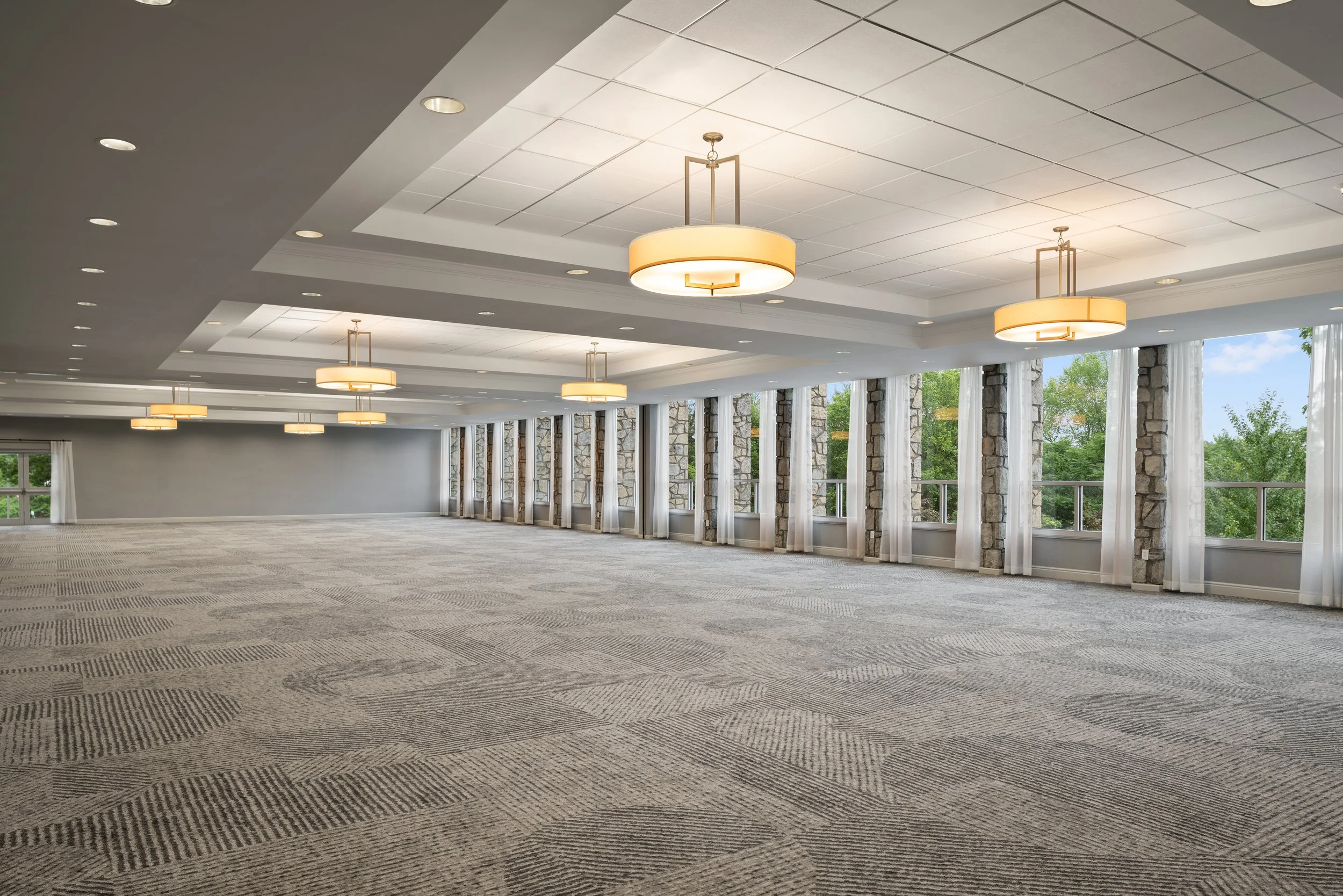 Doubletree Ballroom - Pittsburgh, PA