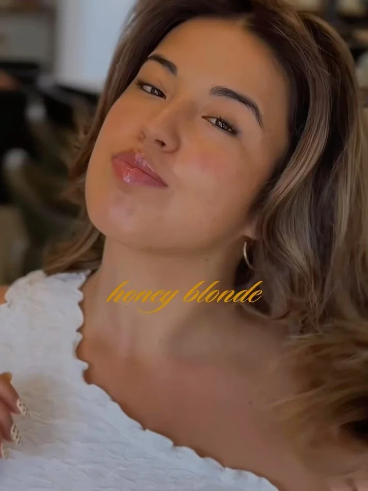 Honey Blonde 🍯✨
A warm, multidimensional blonde with soft golden tones&mdash;featuring golden highlights and subtle lowlights for a radiant, sunlit finish.

#sydneyhairdresser #beauty #hairdresser #sydney #hair #salon #hairsalon #hairtransformation 