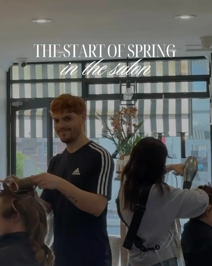 The start of spring in our space. 🌼
Welcoming the season with glowing colours, good vibes, and of course matcha! ✨🌷💚

#dayinthelife #salonlife #hairdresser #sydney #hair #spring #sydneyspring