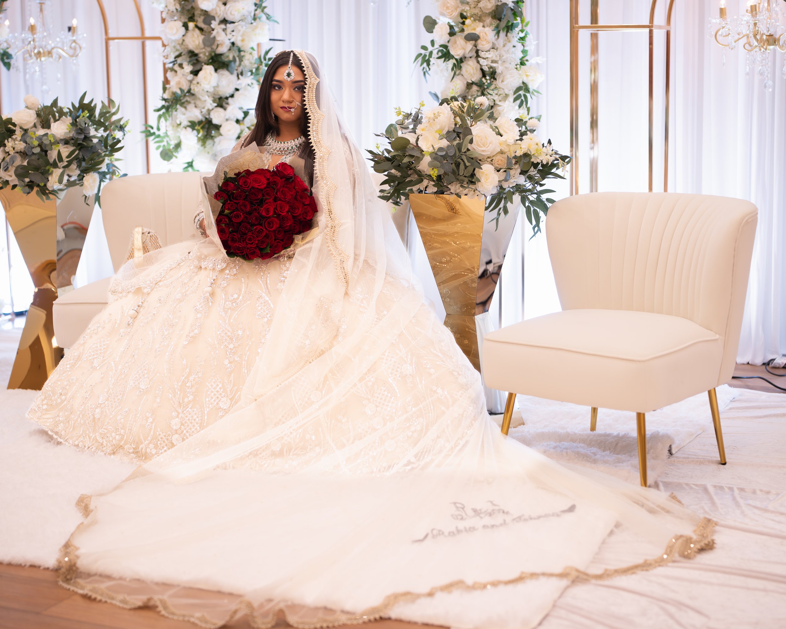 nikkah rakia couch flowers-2.jpg