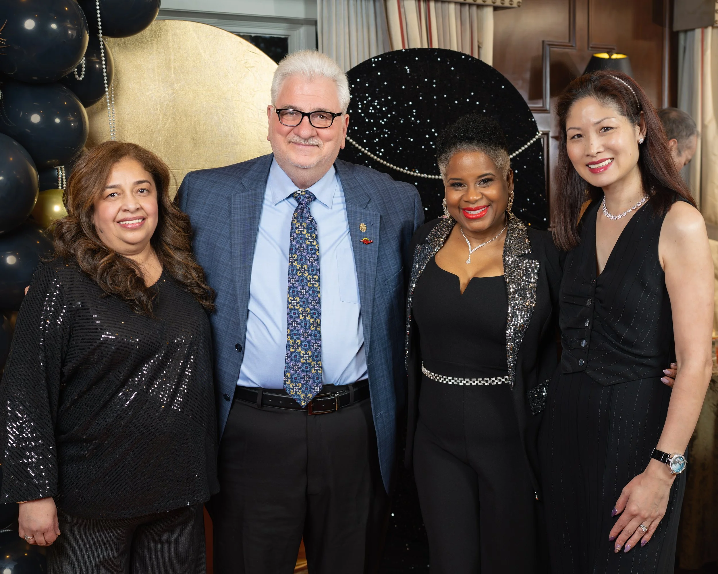 diamonds and sparkles-172.jpg