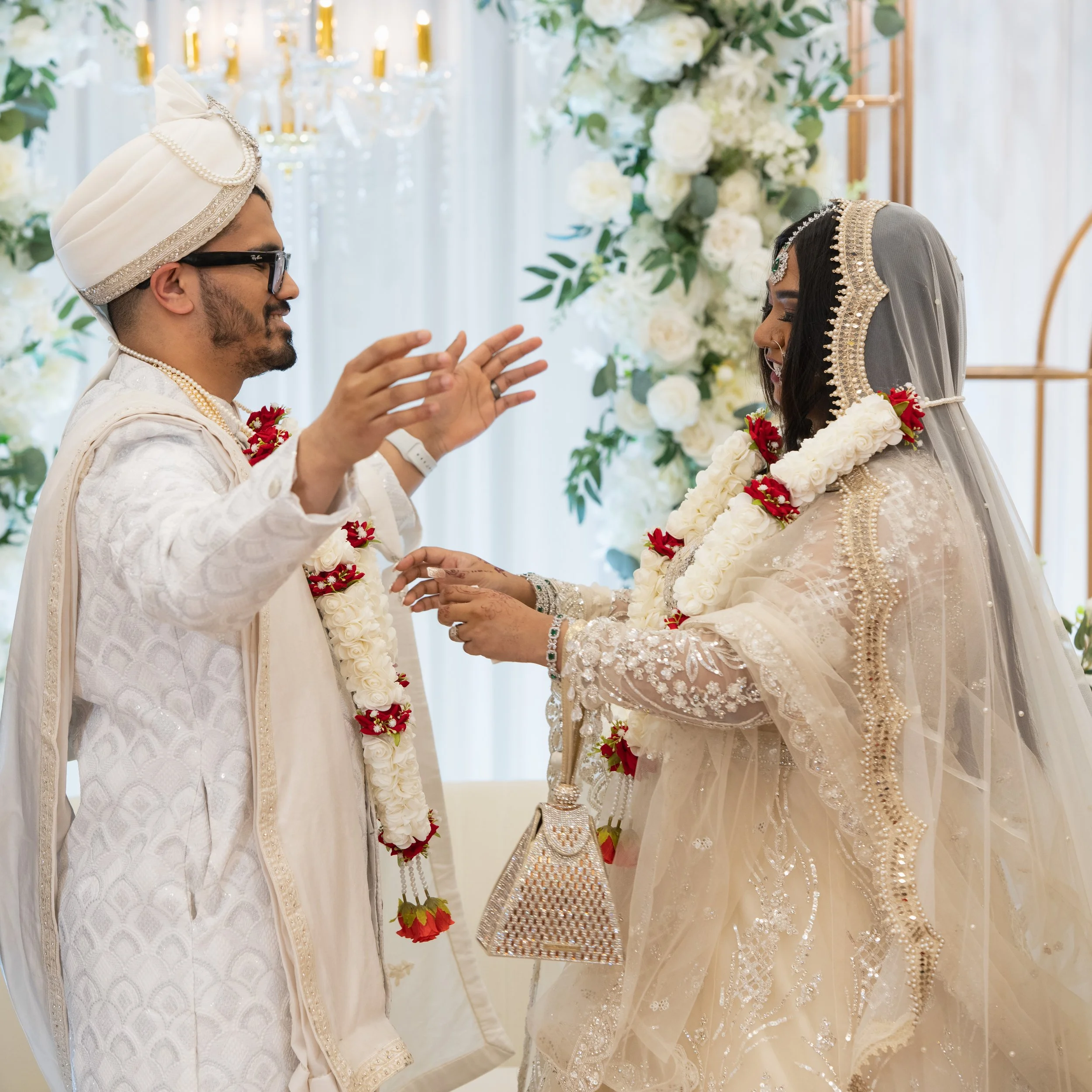nikkah groom bride garland-2.jpg