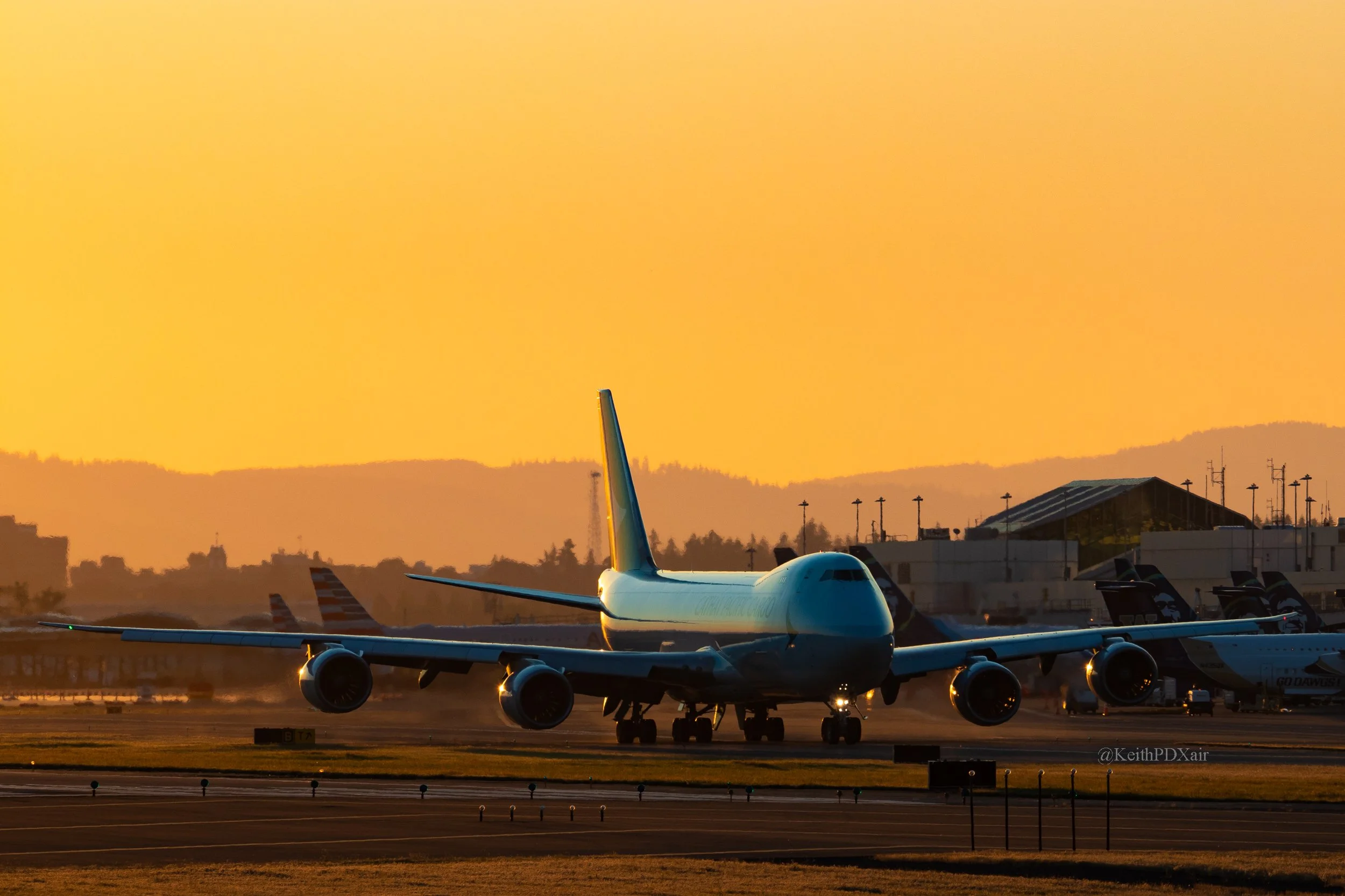 9845 Cathay Pacific 747-8 B748 B-LJA BLJA 6/30/22 PDX