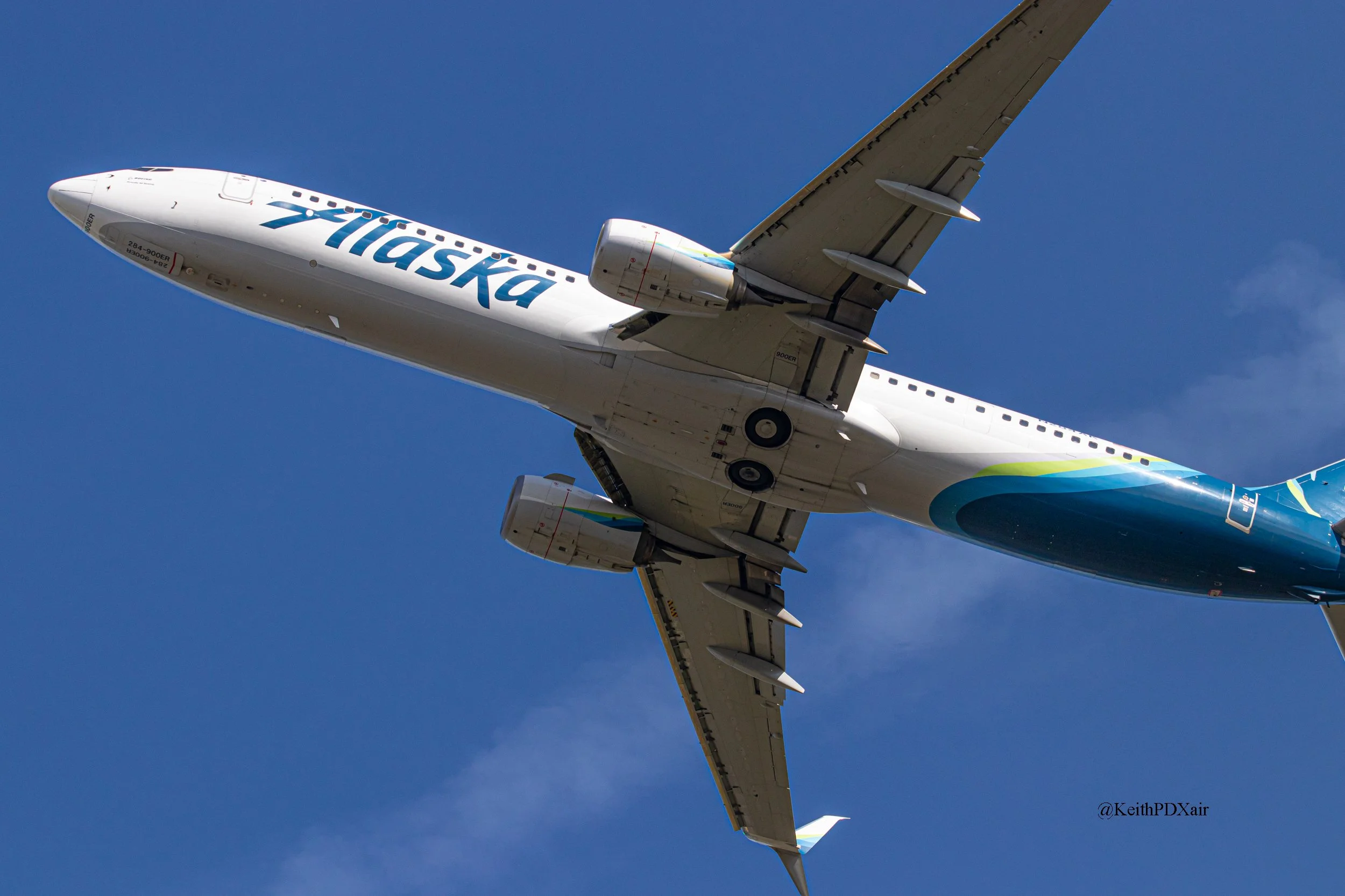 1420 Alaska Airlines N284AK B737-900ER B739 Departing PDX 3/11/2022