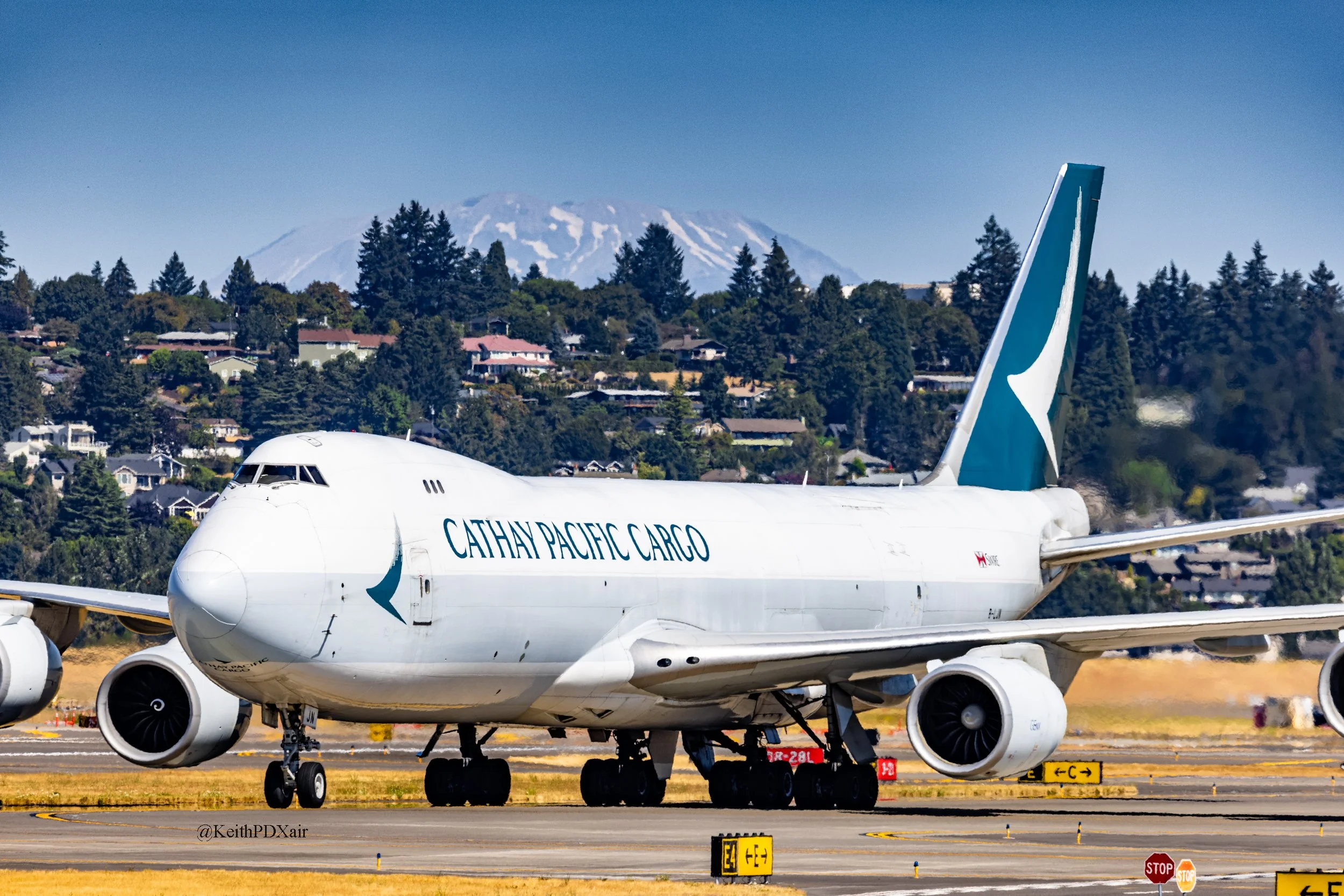 8533 Cathay Pacific 747-8 B748 B-LJN BLJN 9/6/22 PDX