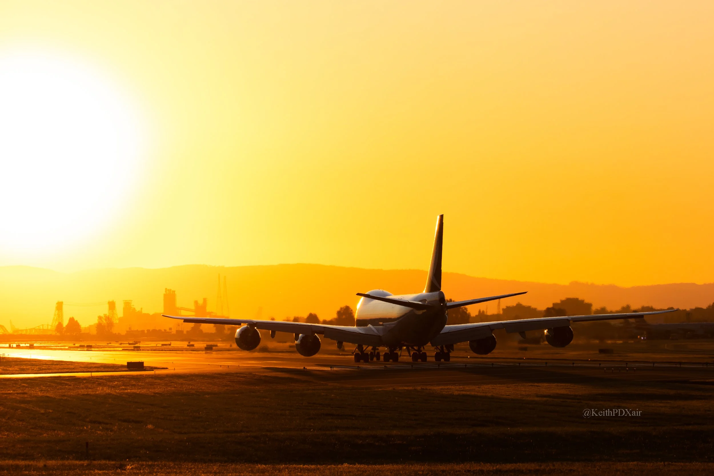 9898 Cathay Pacific 747-8 B748 B-LJA BLJA 6/30/22 PDX