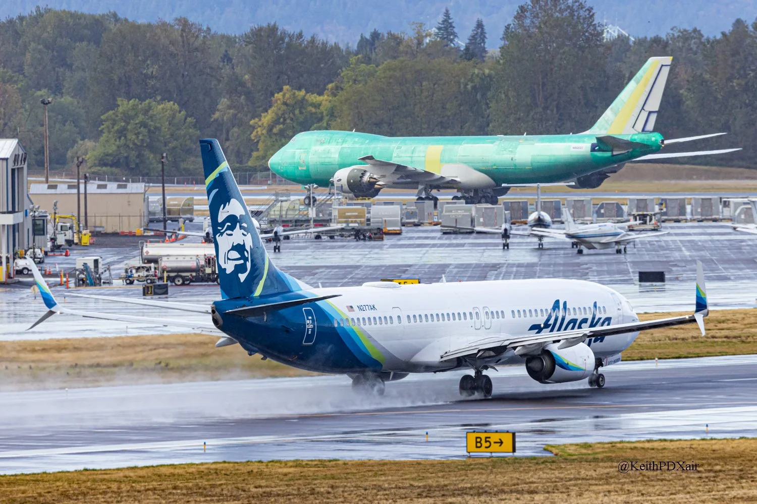 3899 Alaska Airlines 737-900ER B739 N277AK AS91 PDX-BUR 10/22/2022