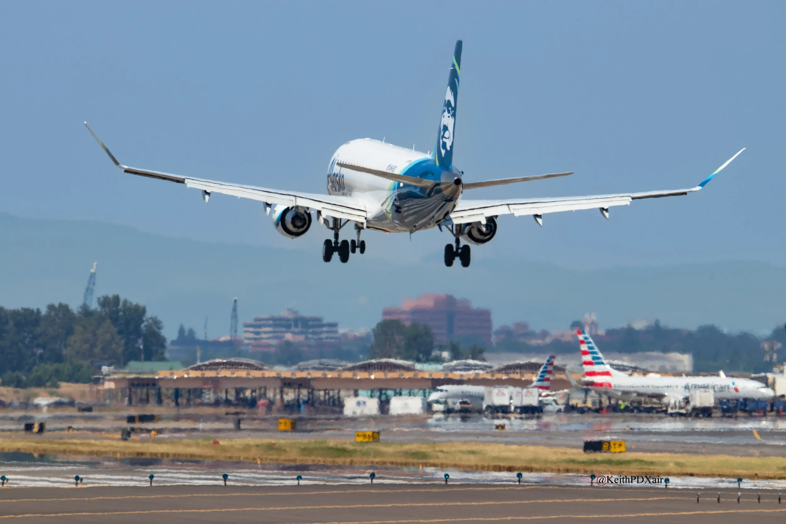 3749 Horizon N649QX 7/28/22 E175