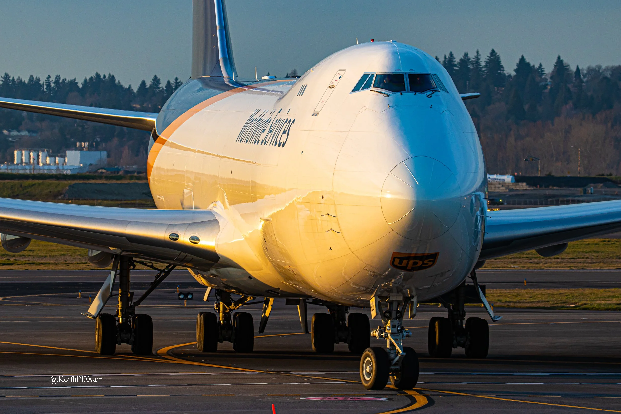 2415 UPS N626UP 747-8 Arriving to PDX from SDF UPS2998 3/11/2022