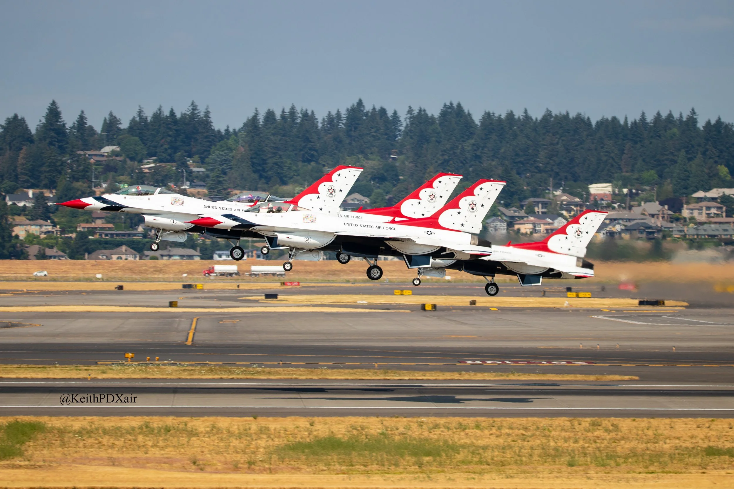 5516 USAF Thunderbirds Oregon International Airshow 2022 8/18/2022