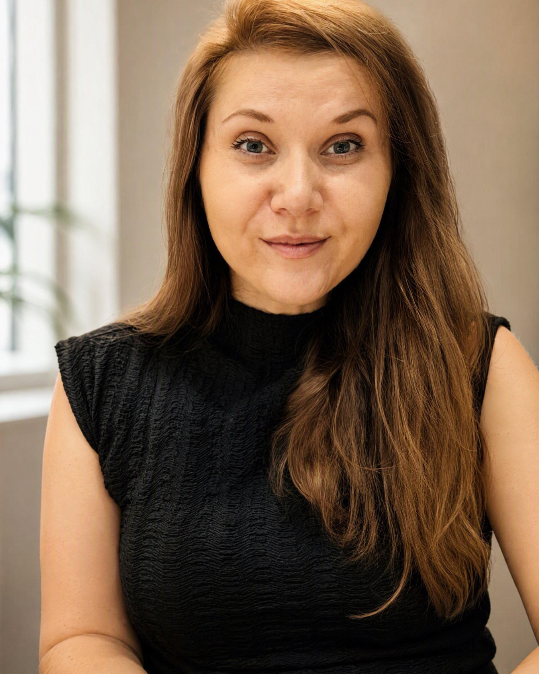 Portrait of the founder of USIK Language Consultants, a professional language teacher and author