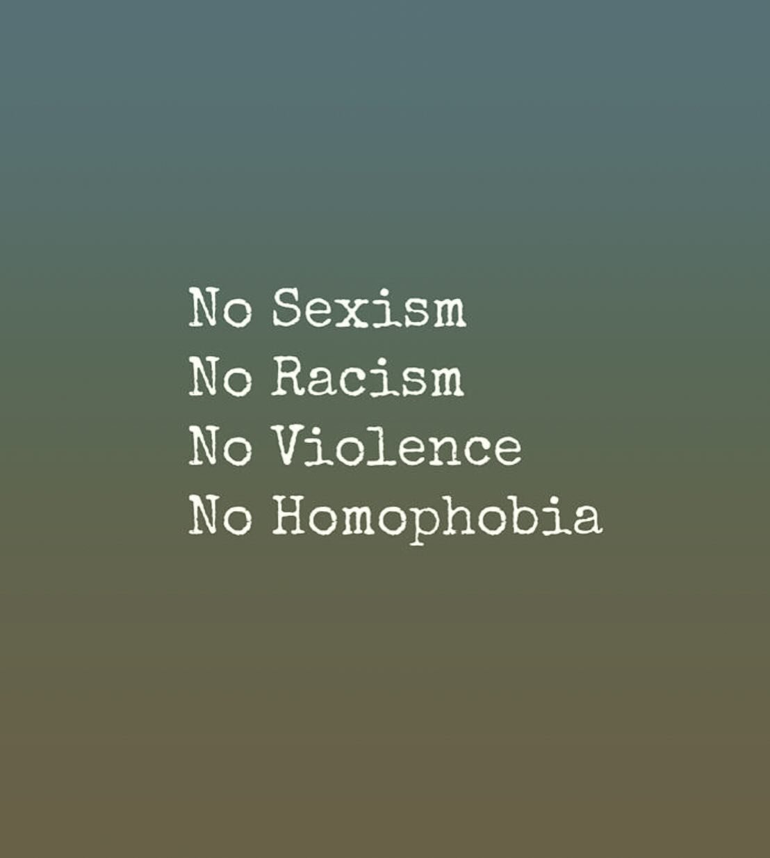 #noracism #gegennazisundrassismus #scheissafd #rechtsistkeinealternative
#umdecker #zimmerer #zimmererhandwerk #carpenter #terrassenbelag #safetheplanet #zimmerei #holz #wood #holzrahmenbau #zimmereibremen #balkonbeläge #bremen #altbausanierung #c