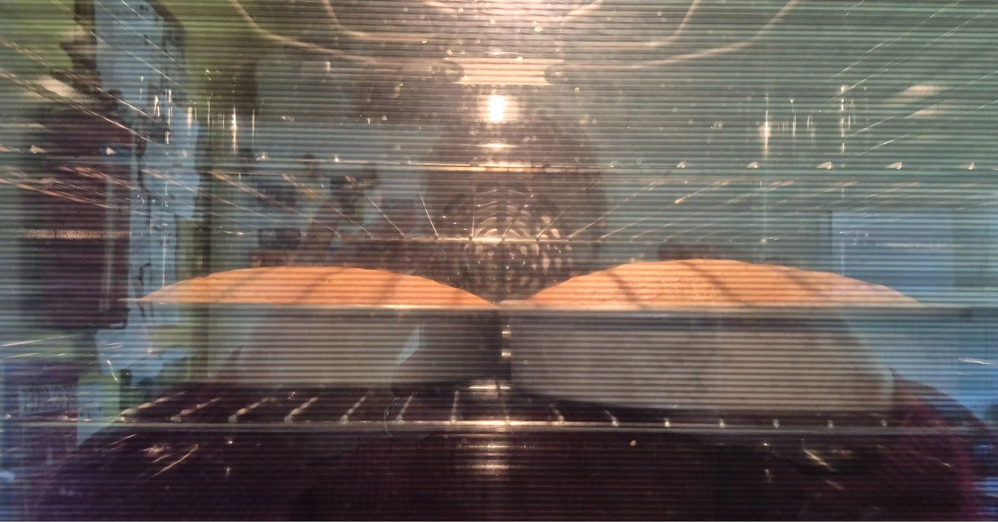 There&rsquo;s something incredibly satisfying about watching cakes rise in the oven. 🧁💛

Before the icing, before the decorations, before they reach the cake counter... this is where the magic starts.

Today&rsquo;s bake includes some of our best-l