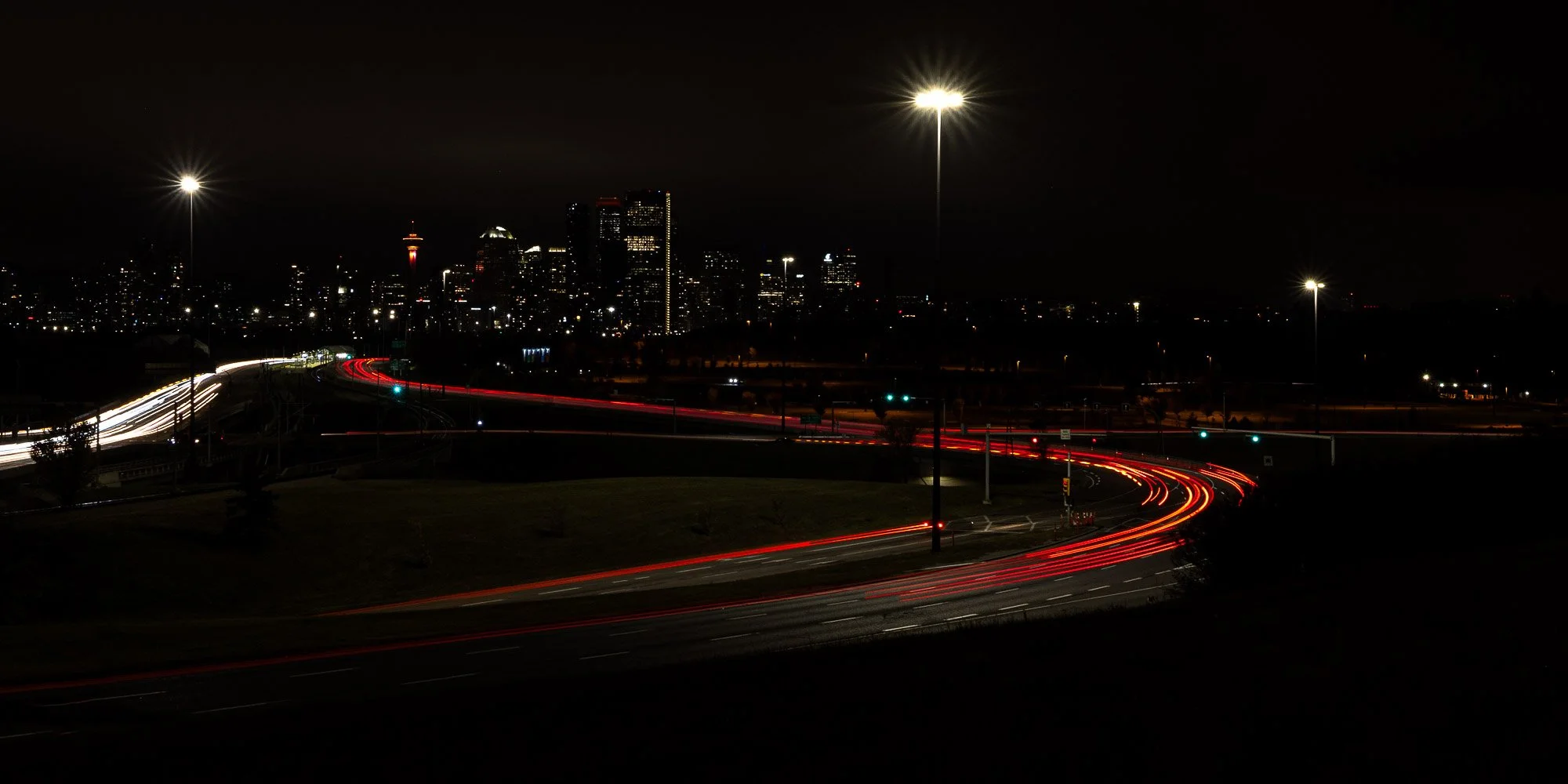 Calgary_Memorial_Light_Trails.jpg