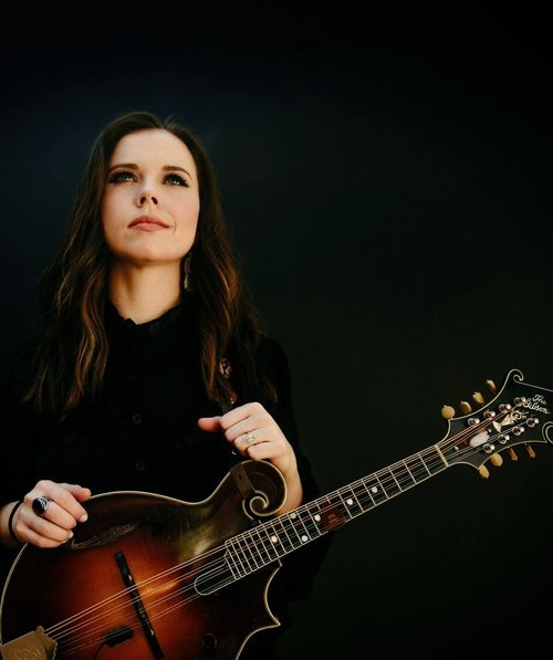Sierra Hull, Billboard chart-topping mandolinist
