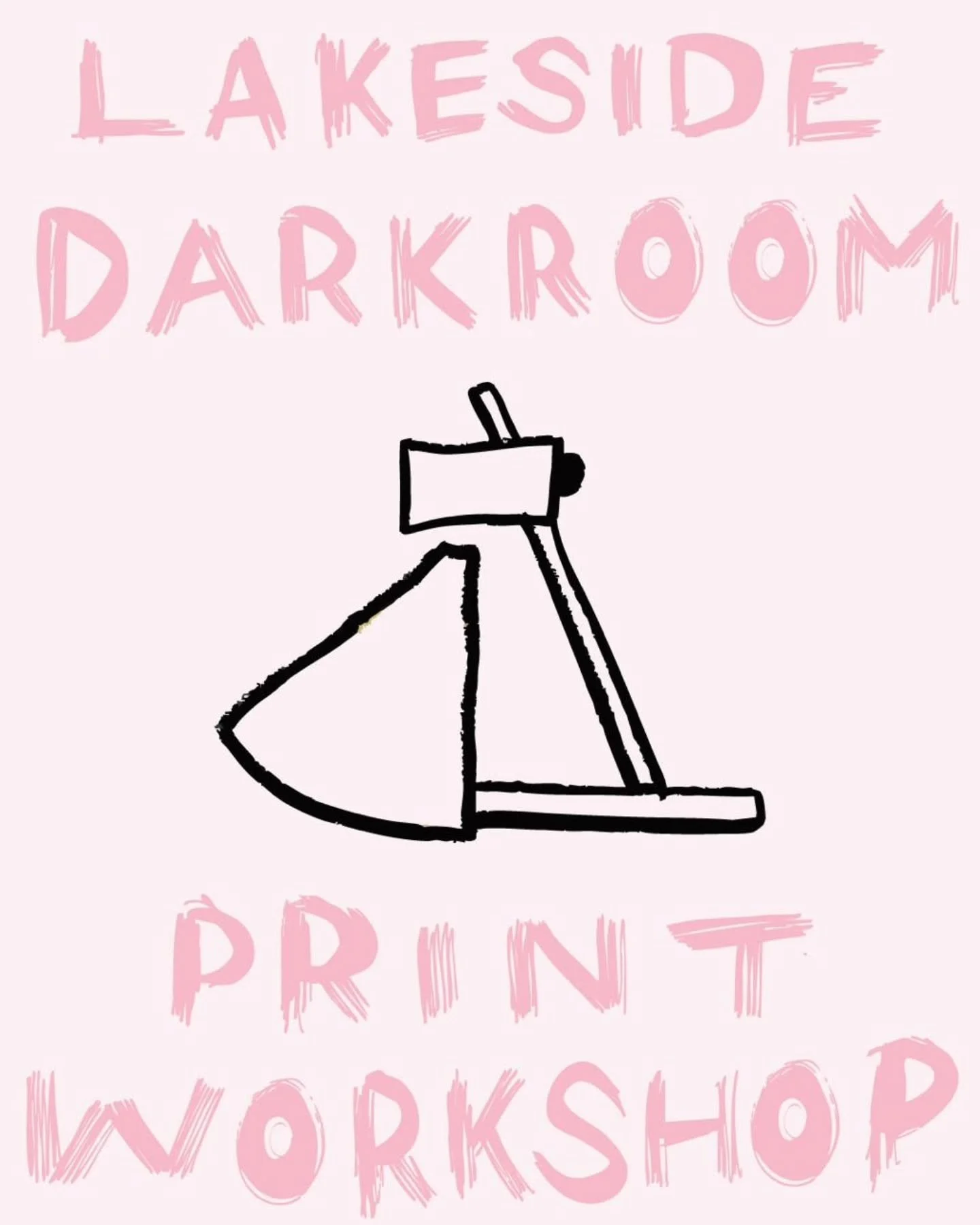 Our Darkroom Printing Workshop is all about making it easy, clear and hands-on.
🖤 Master the enlarger
📸 Create your own contact sheet
🧪 Learn how to make a print
🎚️ Play with contrast
✨ Enjoy making different versions of the same frame
💃 And ye