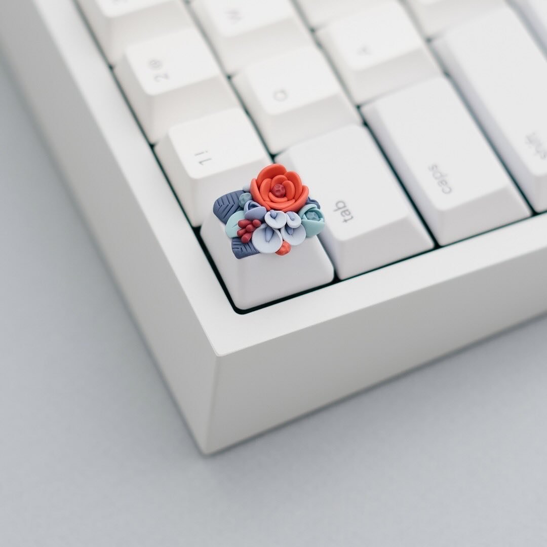The form for my ❤️ Floxy Floral Bud Artisans 💙 is now open. It will stay open for 24hrs. I&rsquo;ll email winners soon after it closes.
⠀⠀⠀⠀⠀⠀⠀⠀⠀
You&rsquo;ll be able to find the link in my b!o or stories!
.
.
.
.
#artisankeycaps #keycaps #mechanica