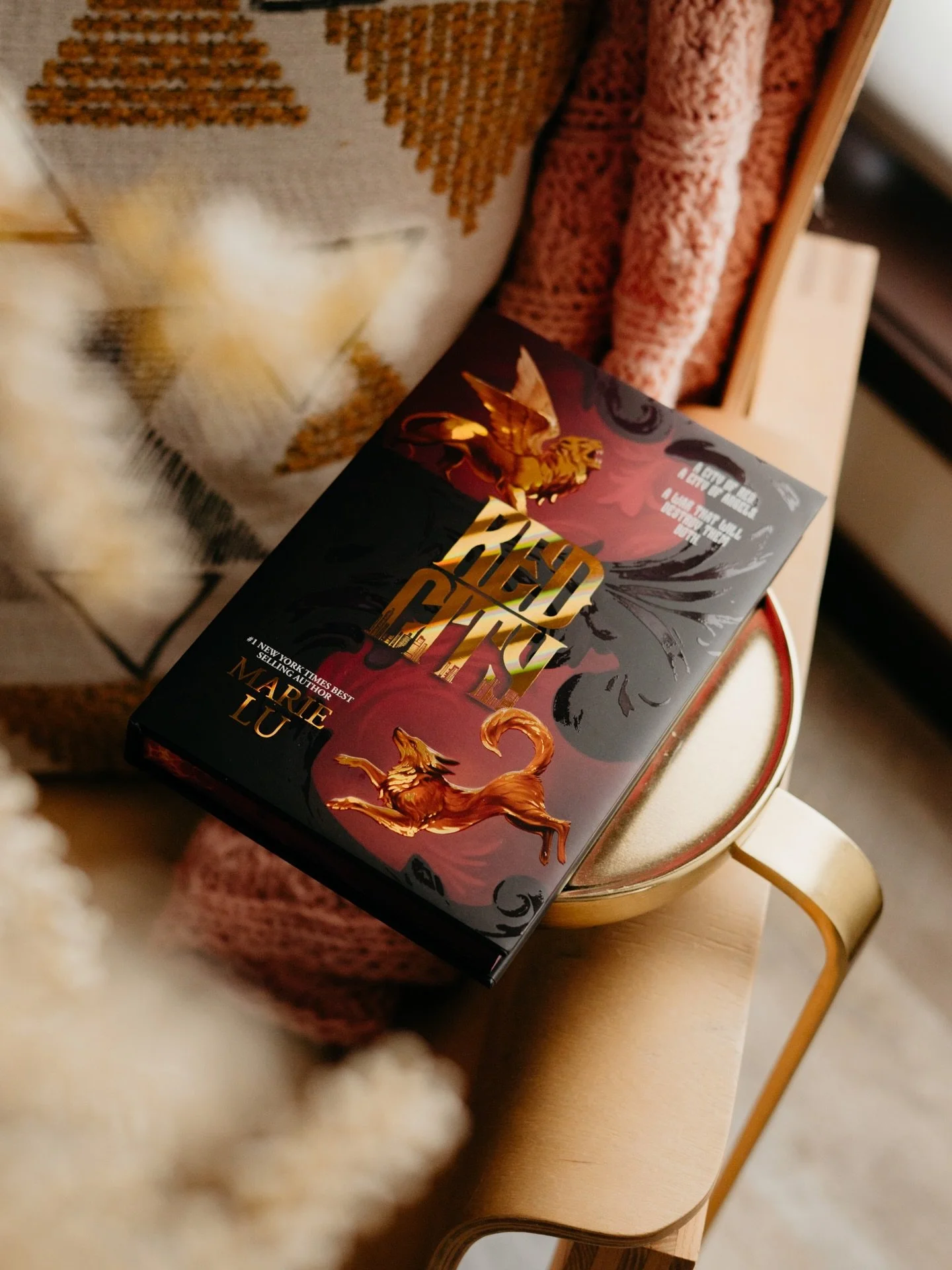 Happy Friday ❣️
⠀⠀⠀⠀⠀⠀⠀⠀⠀
Today has been full of fun emails and bookish updates AND I finally got a physical copy of Red City! Plus, a title and release date of book 2 just came out 👀 Feeling spoiled. 
⠀⠀⠀⠀⠀⠀⠀⠀⠀
Any fun emails come your way today? I