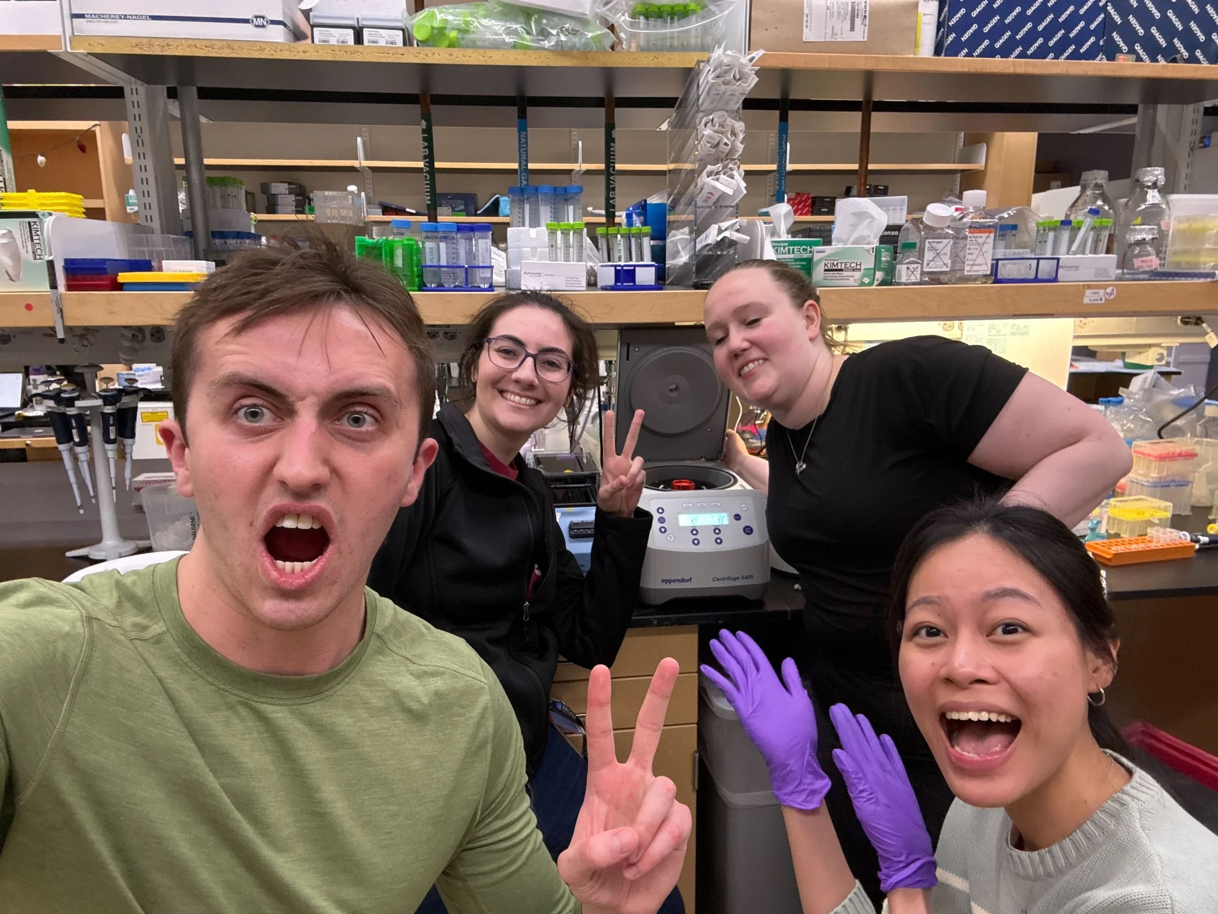 Bay 4 finally got their centrifuges (pictured centrifuge #1)