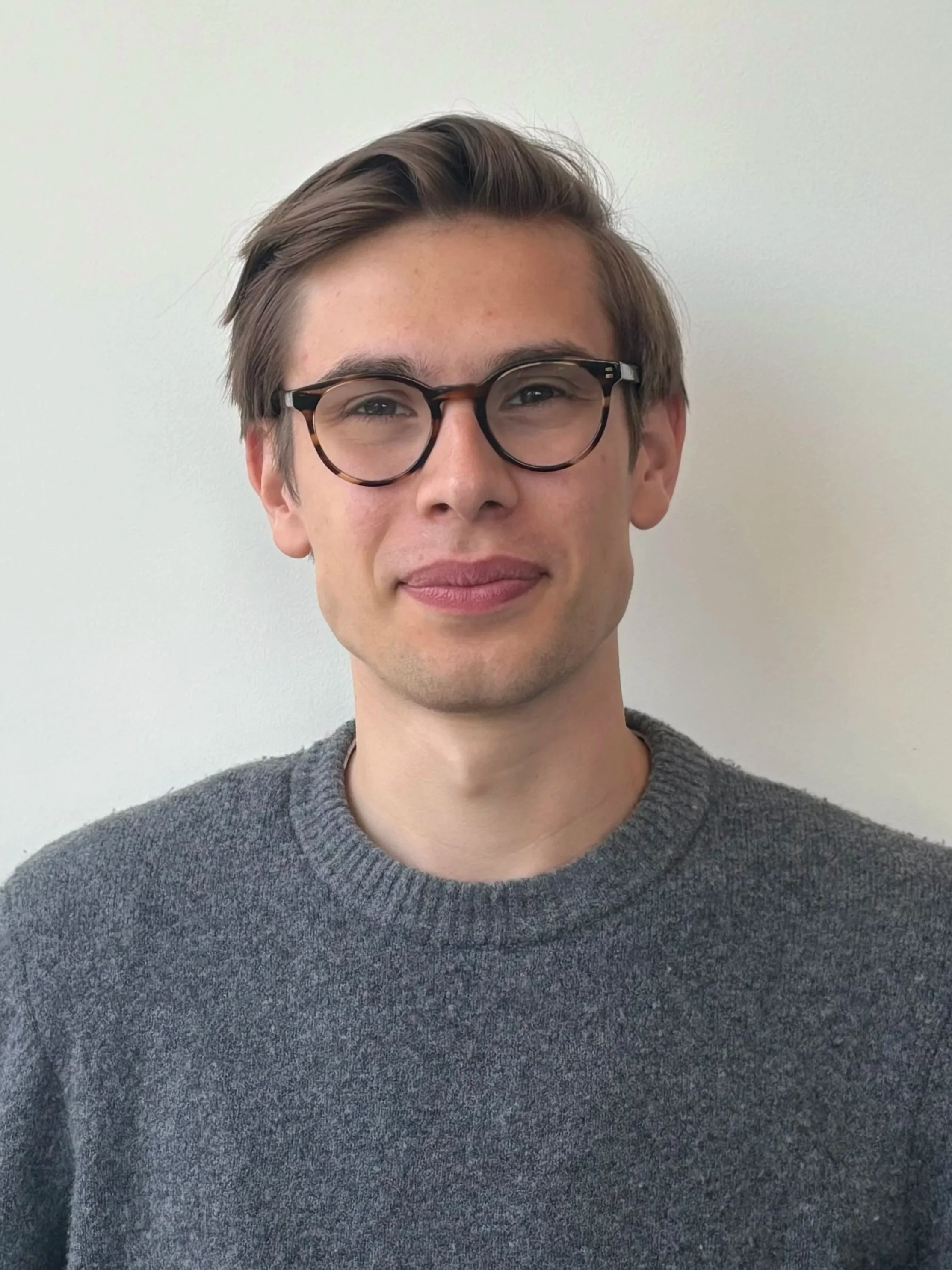 Jonas Gudera Headshot