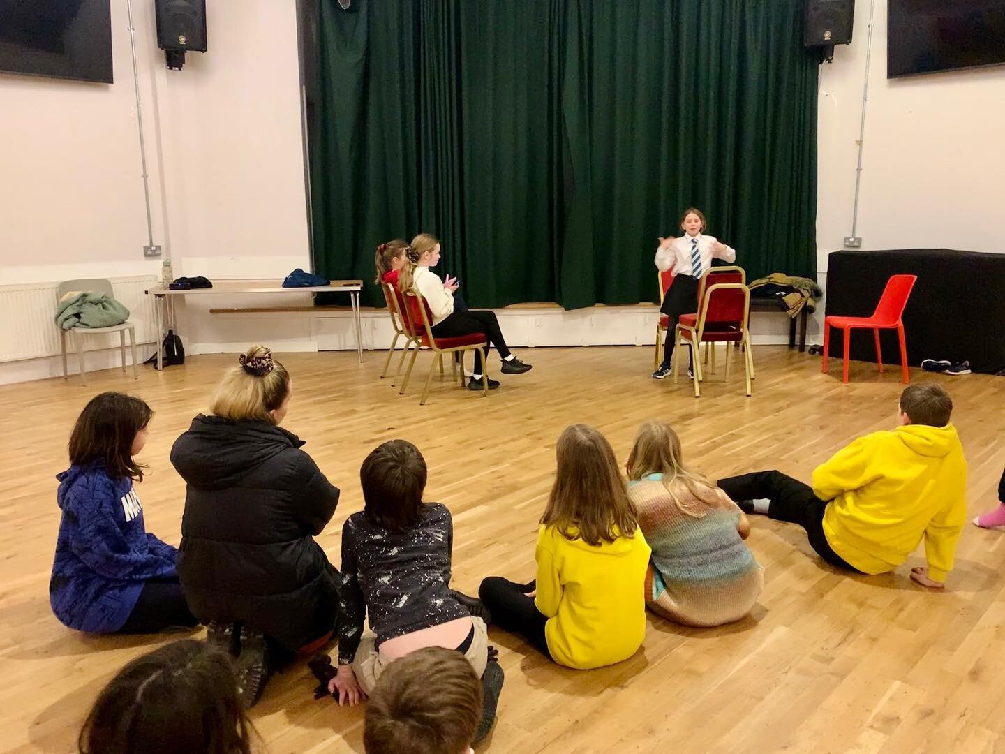 We&rsquo;ve had a great week getting back into all things drama with our various different groups across edinburgh!⭐️ Here are some pictures from some scene work by our Stockbridge 9-12&rsquo;s on Monday night, who were making us laugh with our &lsqu