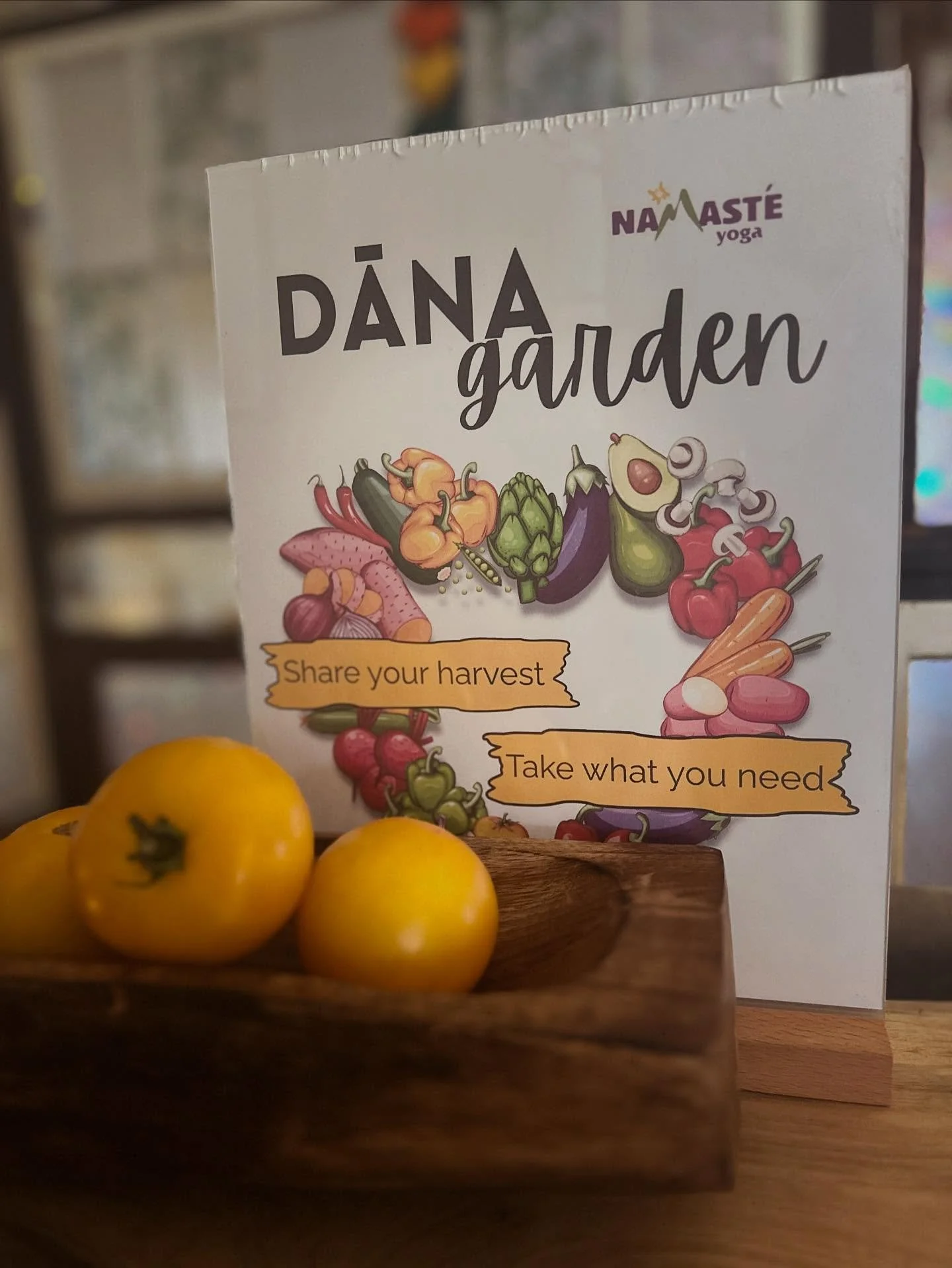 In Sanskrit, dāna means generosity, charity, or giving. To practice dāna is to practice generosity and to recognize life&rsquo;s abundance is meant to be given and received. 

🫑 It is definitely the season for sharing garden bounties here in Michiga