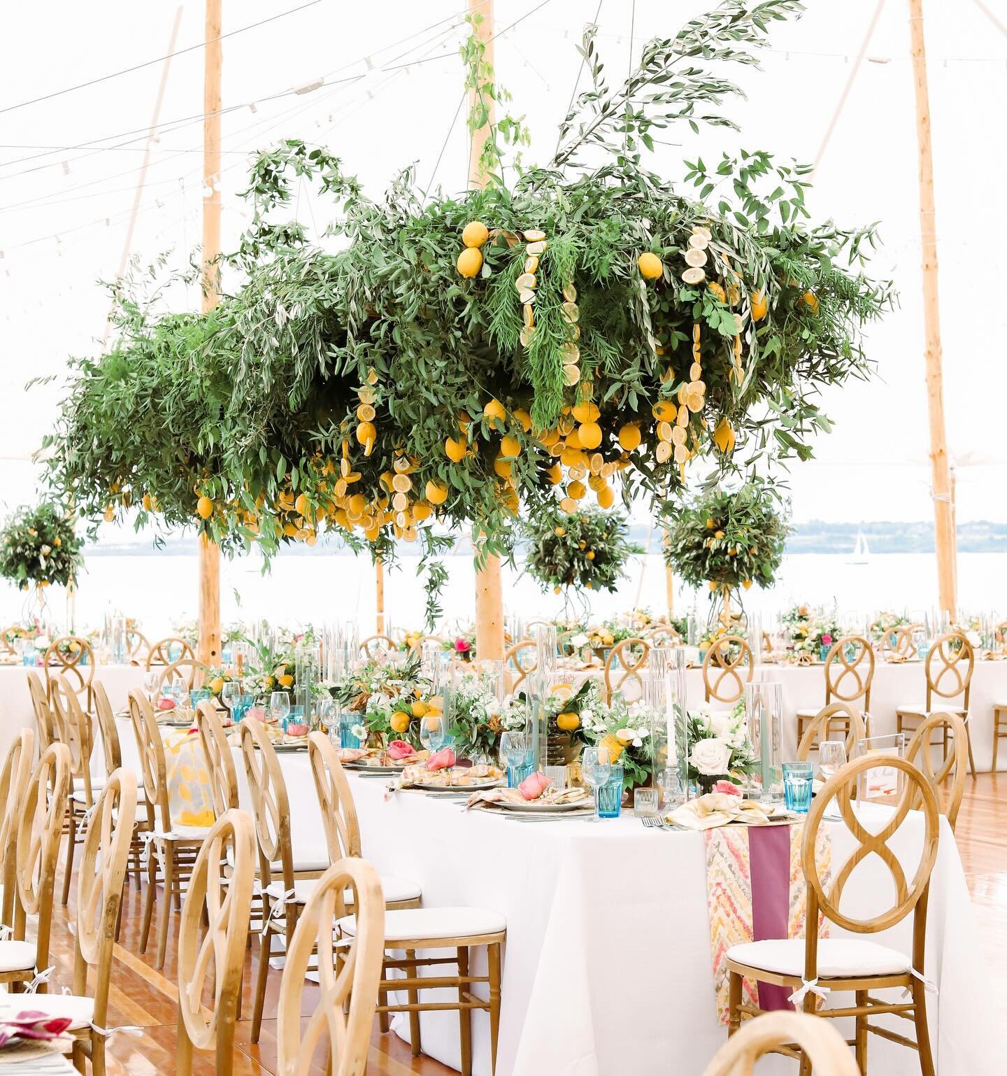 When life hands you🍋🍋&hellip;throw a really fabulous party! 

Planning + Design // @exquisiteeventsplanning 
Decor + Lighting // @ryandesignsri 
Florals // @stoneblossom 
Rentals // @peakeventservices @truenortheventrentals 
Catering // @morinscate
