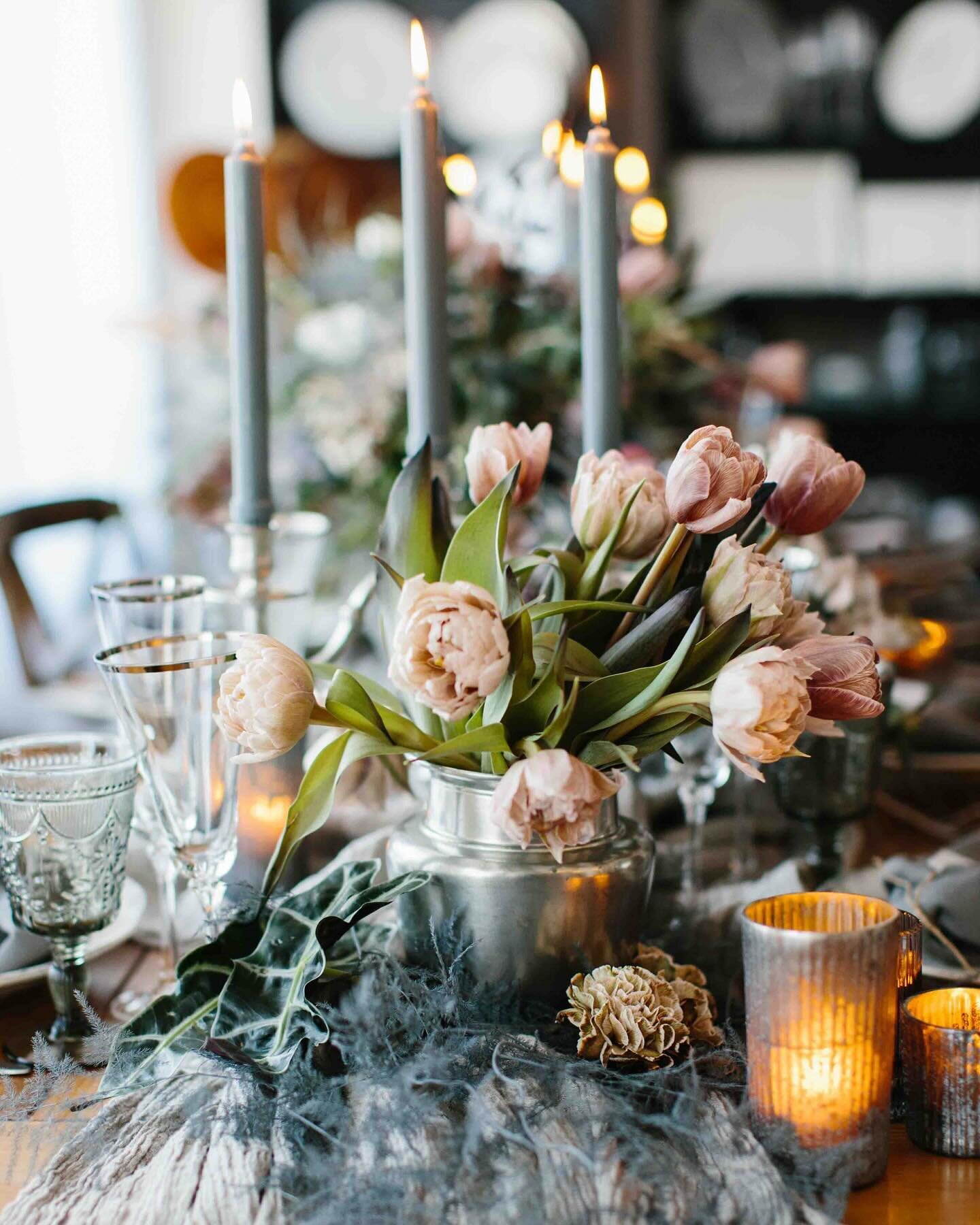 Hoppy Easter🌷

Photography // @erinmcginn 
Florals // @stoneblossom 
Rentals // @peakeventservices