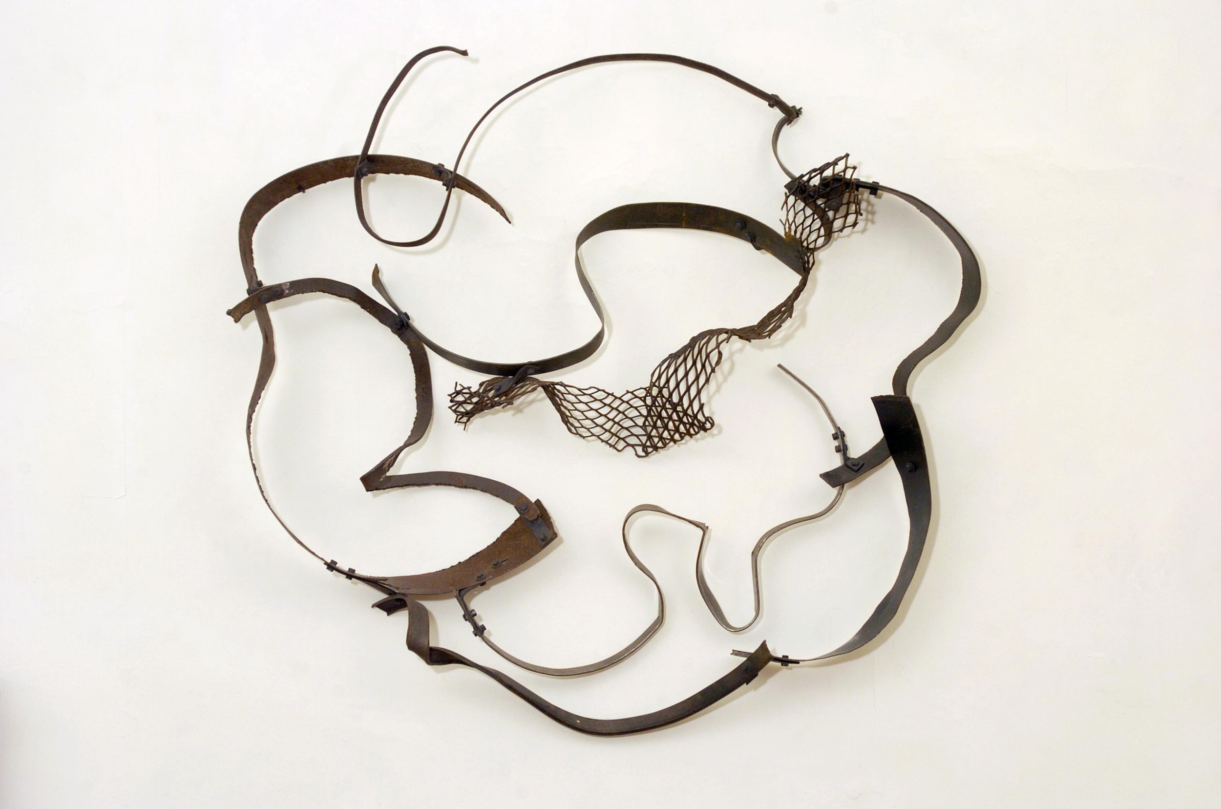 Senipas, 1998 Steel 51 x 56 x 9"
