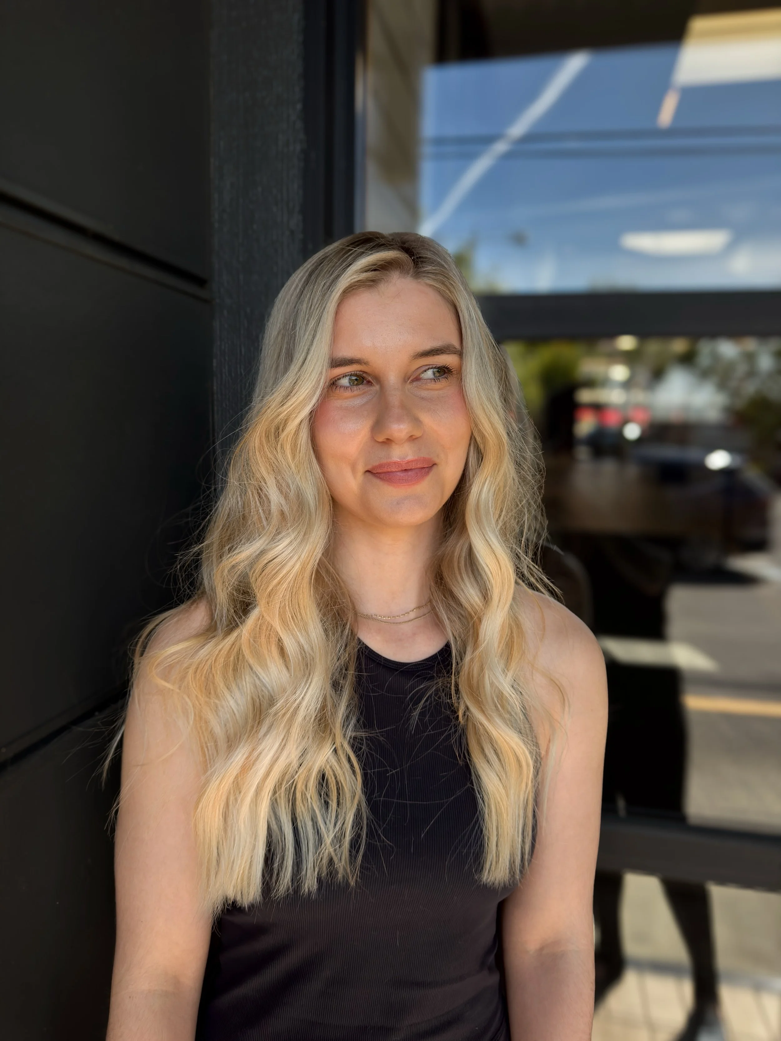✨The dreamiest blonde hair you ever did see 

✨Scroll for the before and the formula!

✨I loved getting to create this color on the beautiful @cgm.13 ! As always it was an absolute pleasure getting to spend time with her and creating this natural cre