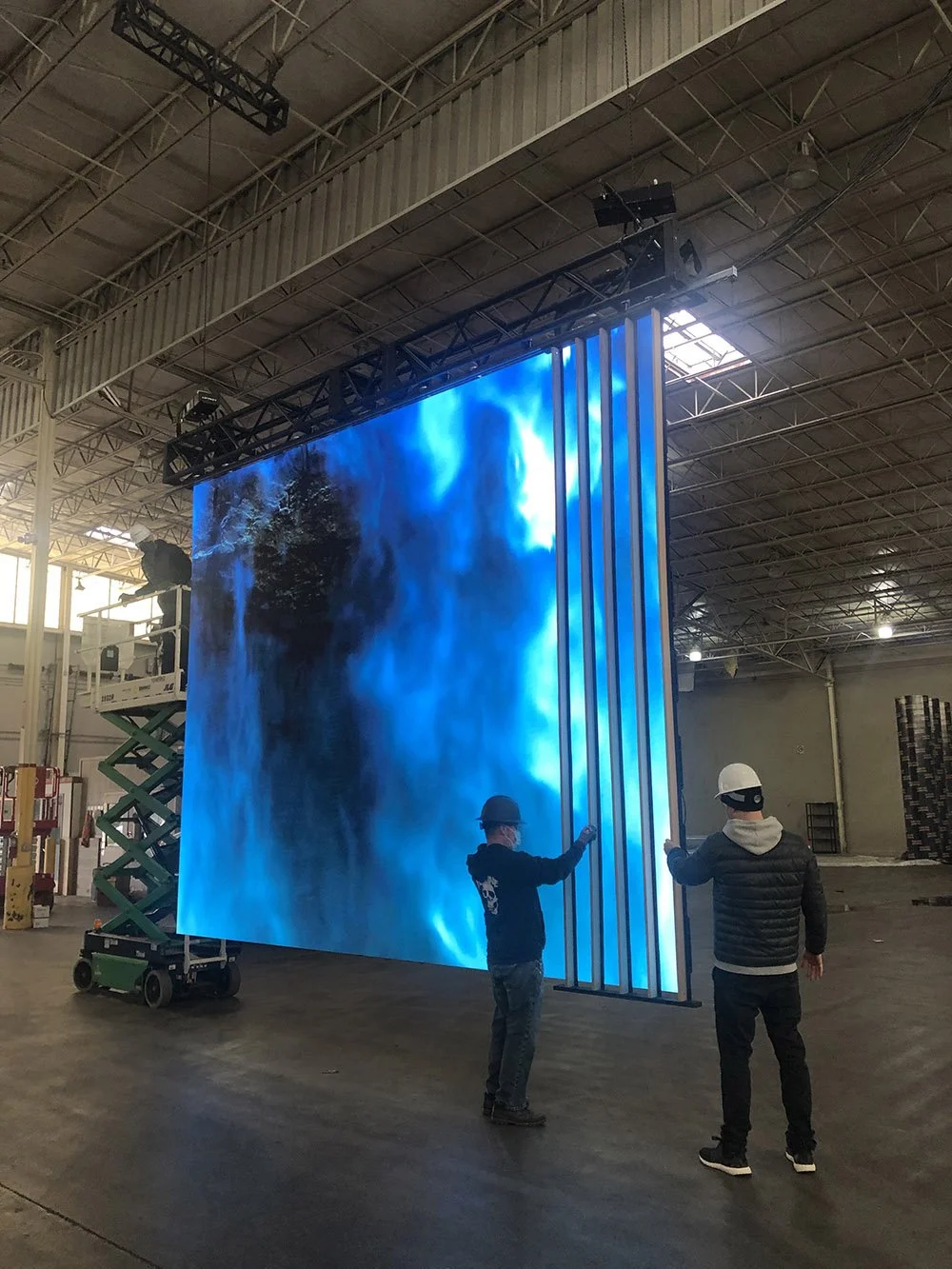 hangar_1.jpg
