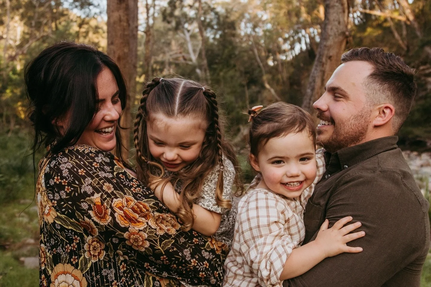 I can&rsquo;t even with this beautiful family 🥹 I&rsquo;ve been photographing them since their eldest was just a little bub in her Mama&rsquo;s belly! So to be asked to travel down and photograph them at their families/Grandparents property, where E