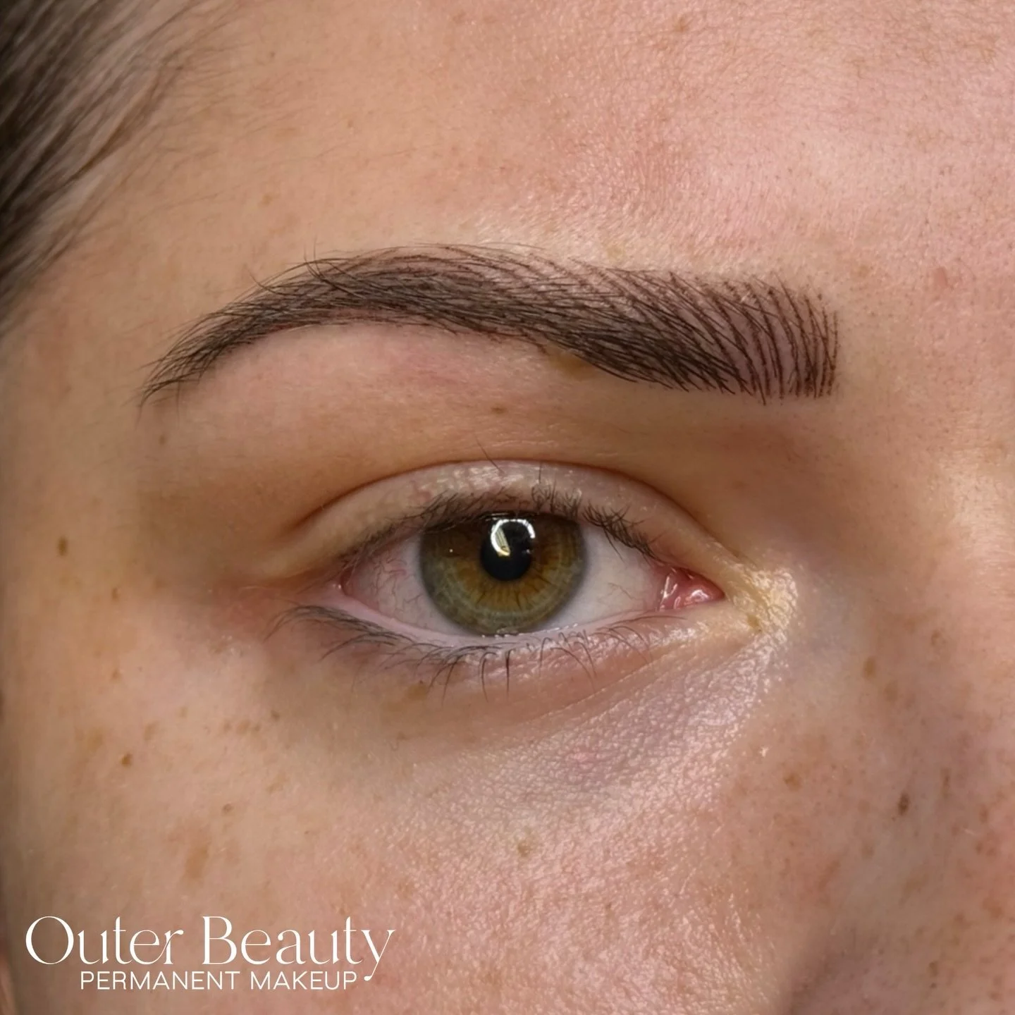 Up close nano 😍 very few spots for January, Feb is open!! 

#nanobrows #browtattoo #nanohairstrokes #minneapolis #minneapolistattoo