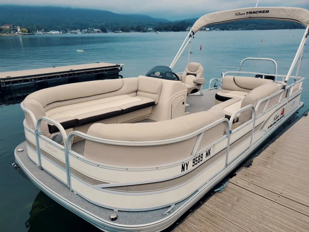 Custom Boat Tours & RentalsLake Boat Tours & Rentals Lake