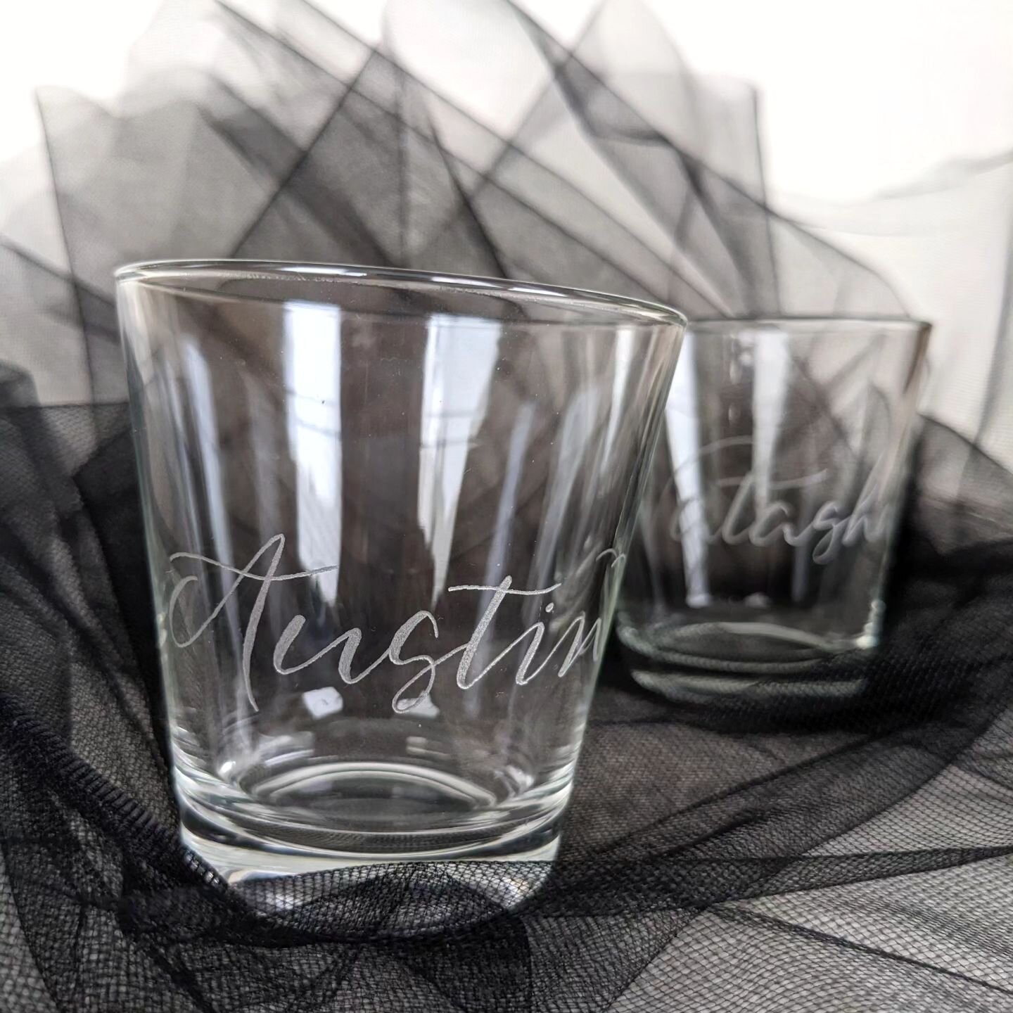 Have you seen a more personal glass? Nothing is safe from engraving around here! Great for place cards, favors, birthday gifts, or just because you want a fancy glass of your own.

Contact me to order some of your own!

#calligraphyengraving @calligr