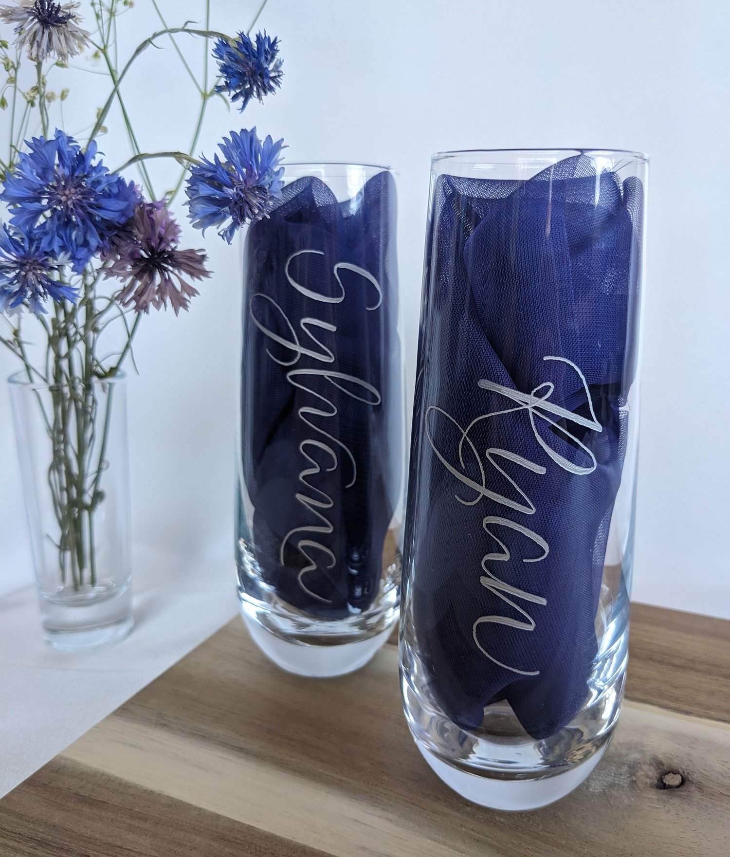 engraved_champagne_flutes.jpg
